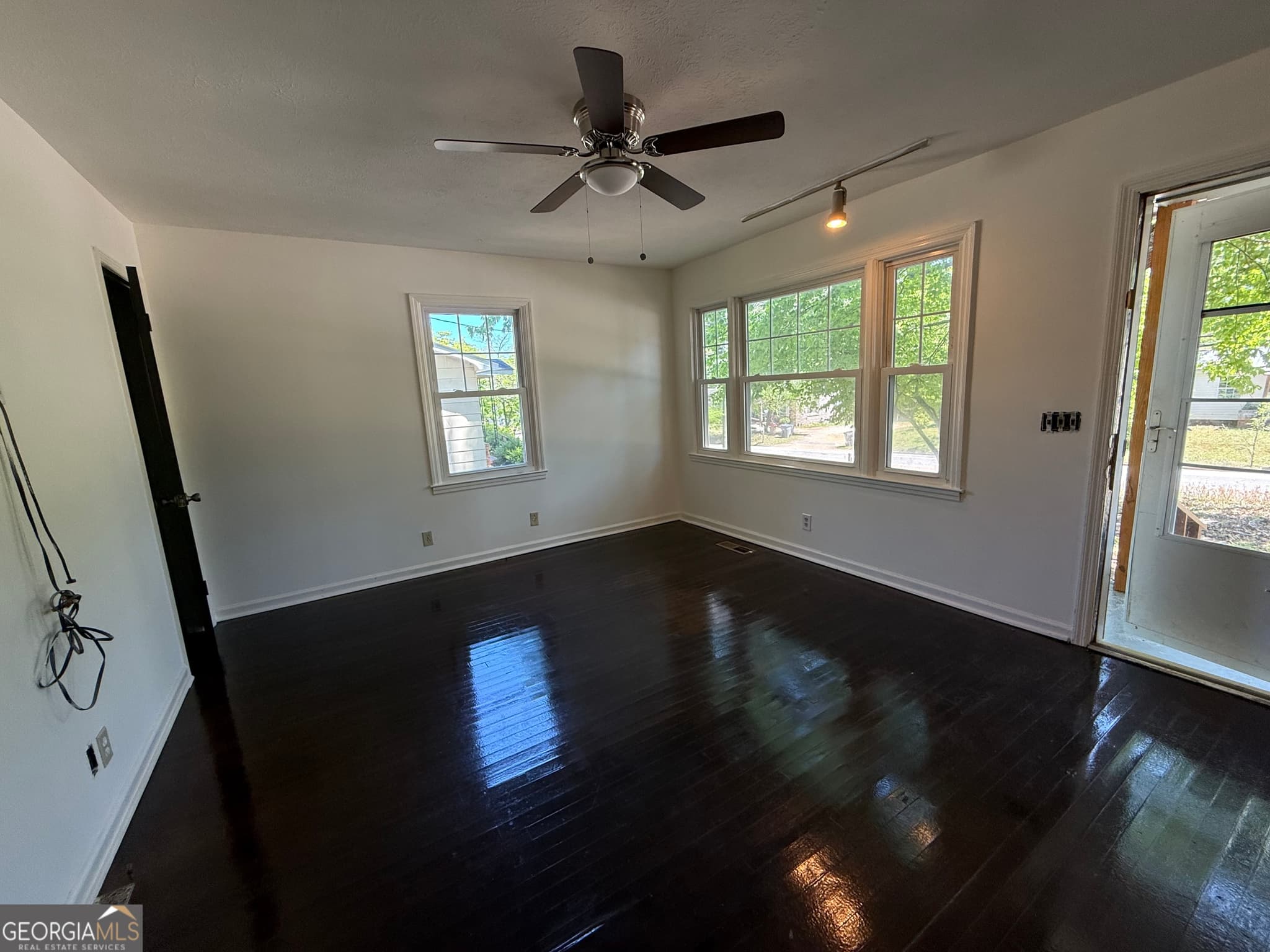 3 bedroom, 1 bathroom, 864 sq ft single family residence for sale at 179 Youngs Mill Road, Lagrange, GA 30241 — photo 5