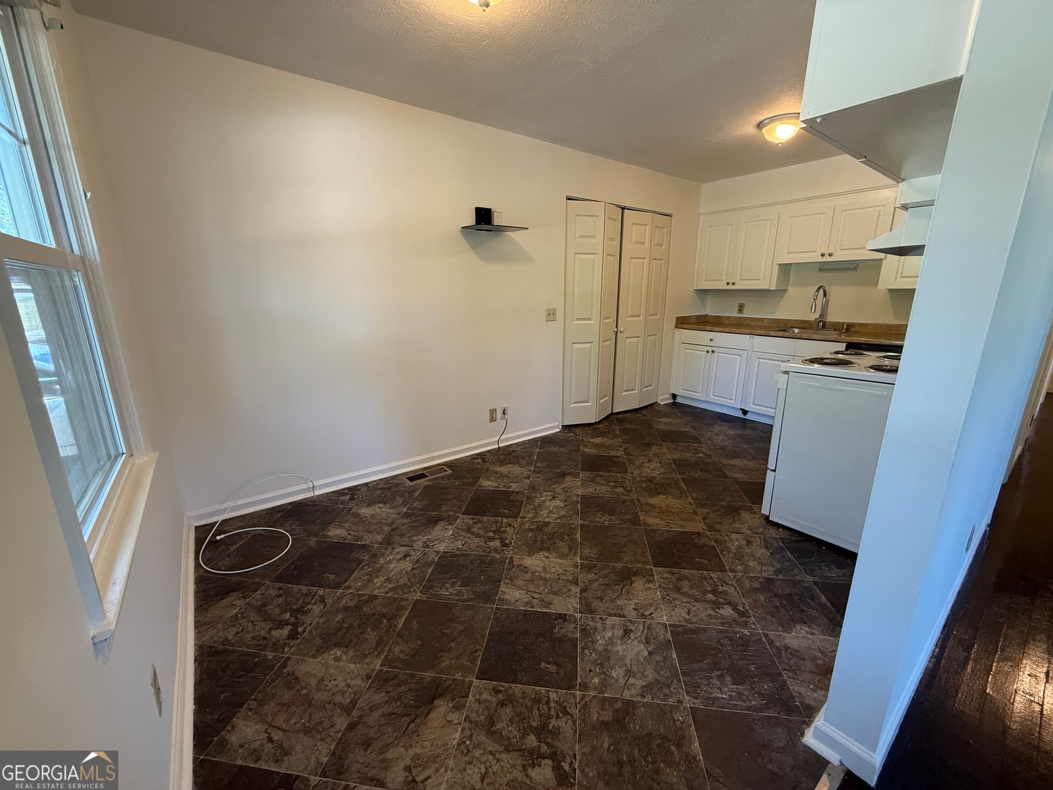 3 bedroom, 1 bathroom, 864 sq ft single family residence for sale at 179 Youngs Mill Road, Lagrange, GA 30241 — photo 9