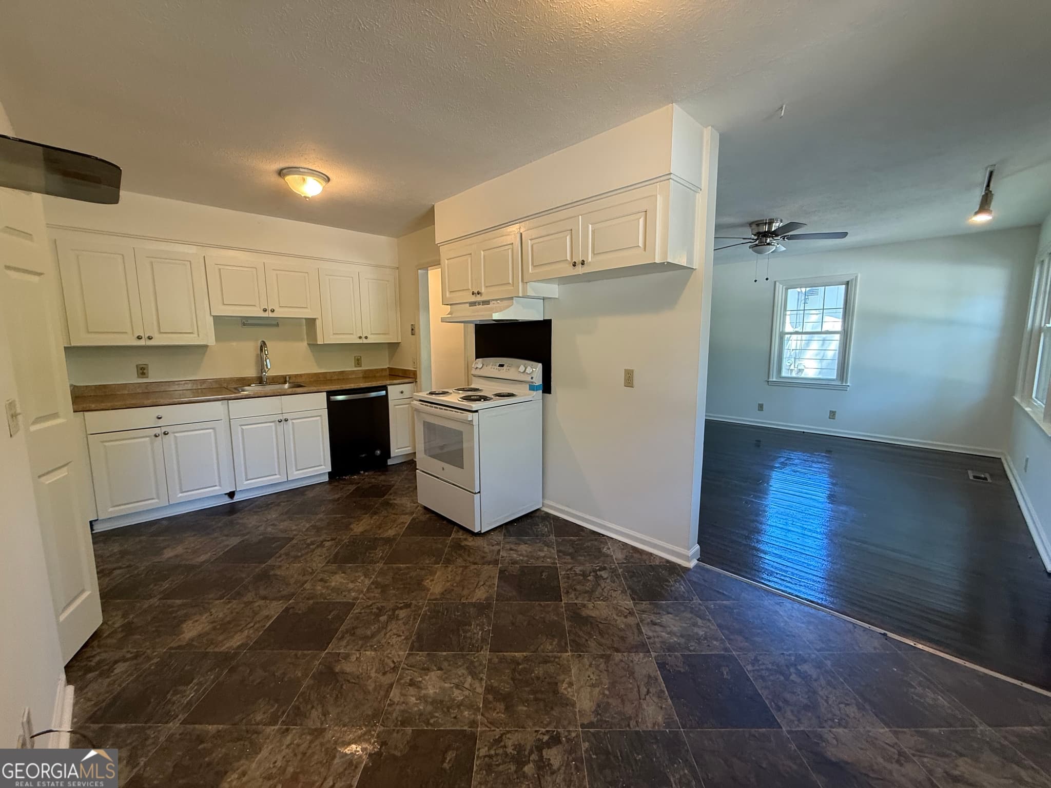 3 bedroom, 1 bathroom, 864 sq ft single family residence for sale at 179 Youngs Mill Road, Lagrange, GA 30241 — photo 10