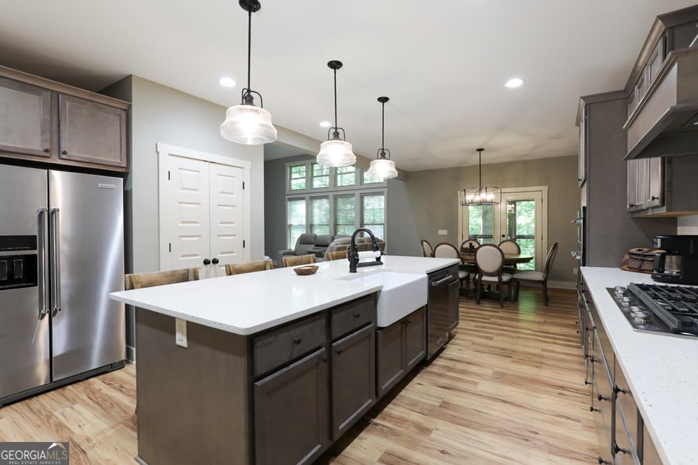 4 bedroom, 4.5 bathroom, 2,754 sq ft single family residence for sale at 990 Yonah Lake Drive, Sautee Nacoochee, GA 30571 — photo 8
