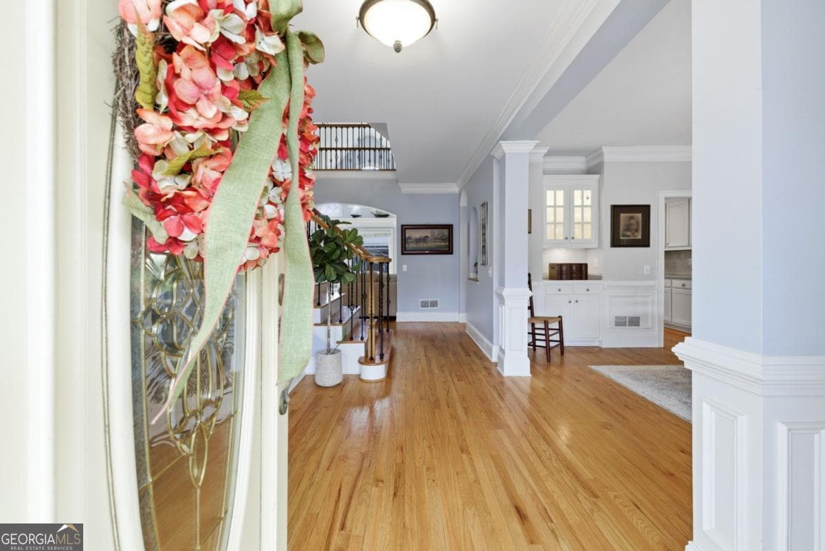5 bedroom, 4.5 bathroom, 6,824 sq ft single family residence for sale at 2298 Bright Water Drive, Snellville, GA 30078 — photo 4