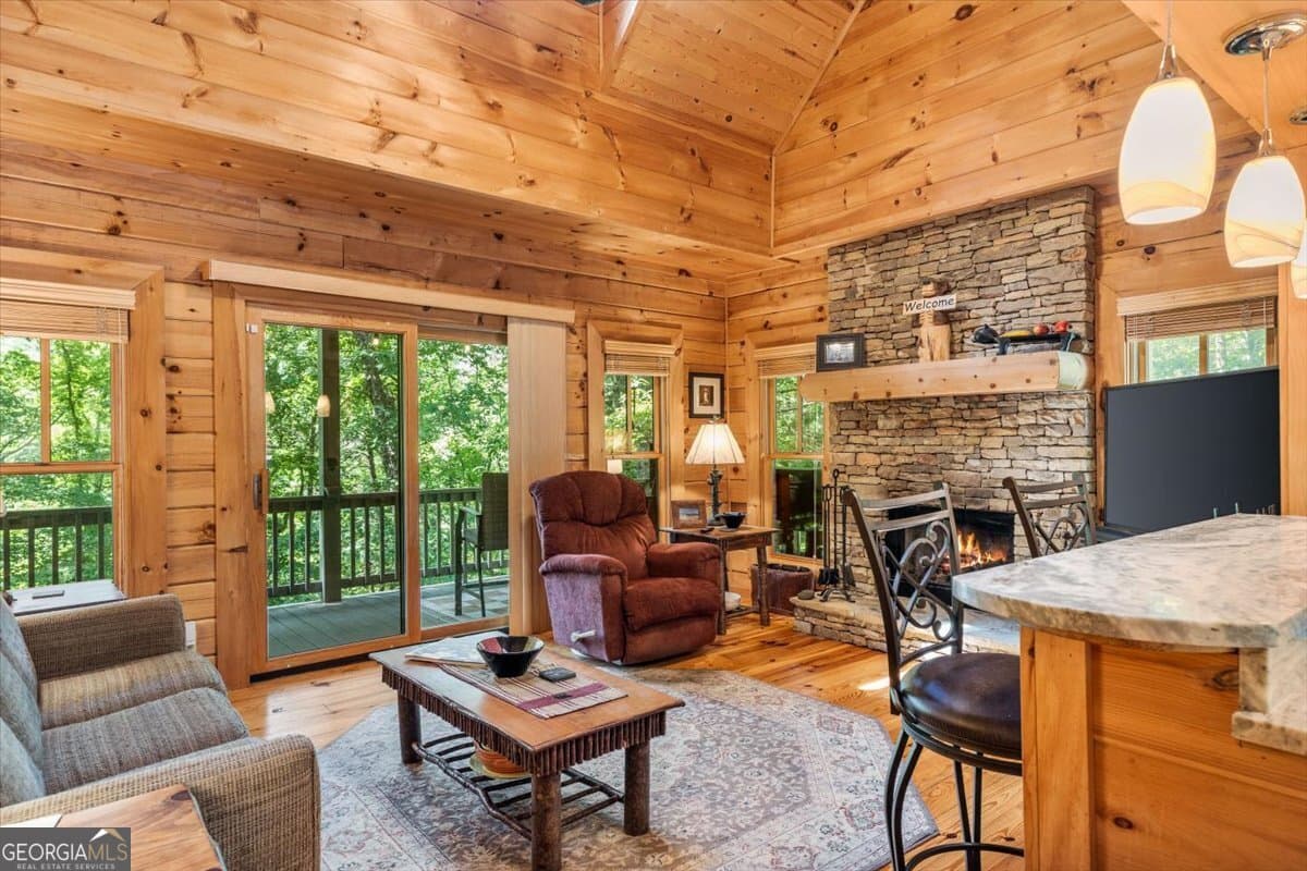 2 bedroom, 3 bathroom cabin,single family residence for sale at 808 Granite Drive 39A, Hayesville, NC 28904 — photo 5
