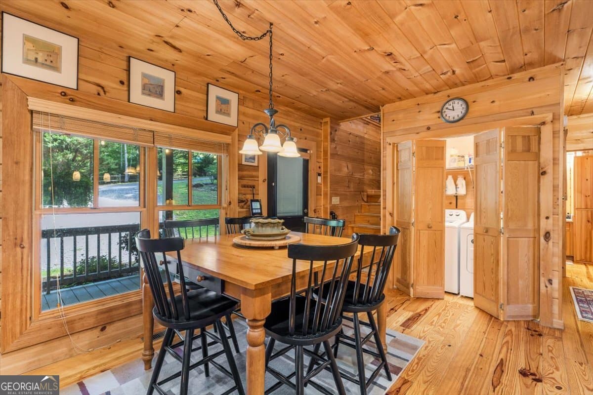 2 bedroom, 3 bathroom cabin,single family residence for sale at 808 Granite Drive 39A, Hayesville, NC 28904 — photo 9