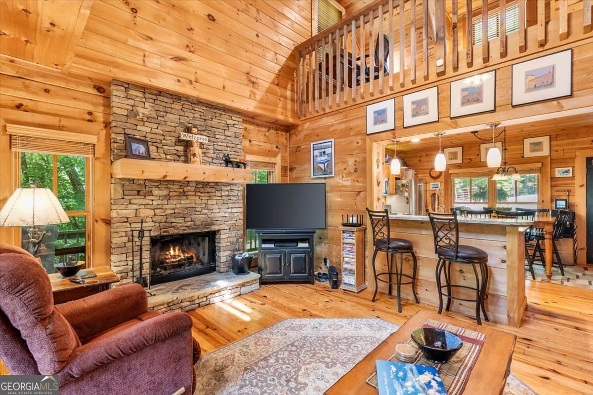 2 bedroom, 3 bathroom cabin,single family residence for sale at 808 Granite Drive 39A, Hayesville, NC 28904 — photo 4