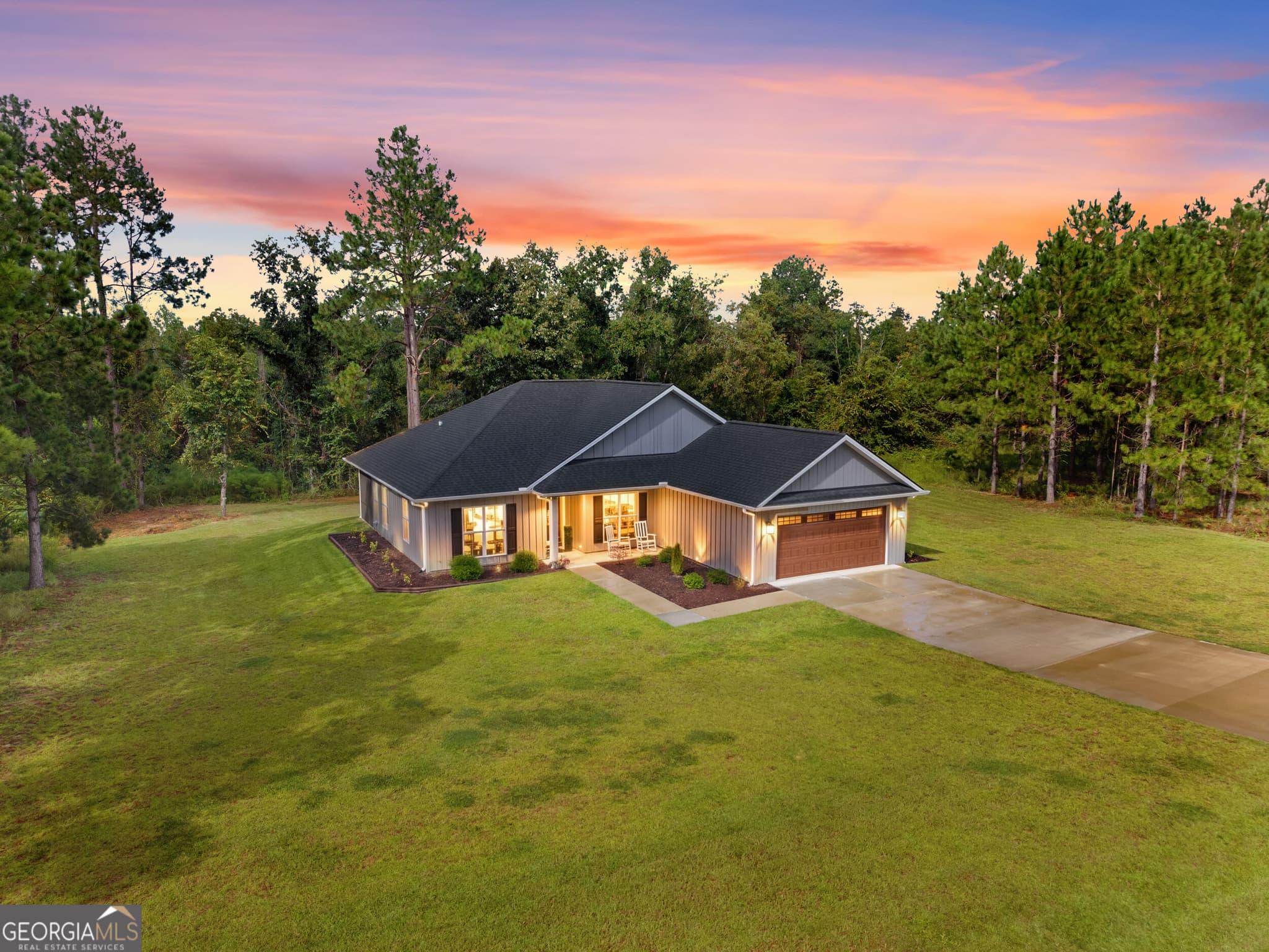 4 bedroom, 2 bathroom, 1,620 sq ft single family residence for sale at 692 Wildflower Circle, Metter, GA 30439 — photo 2