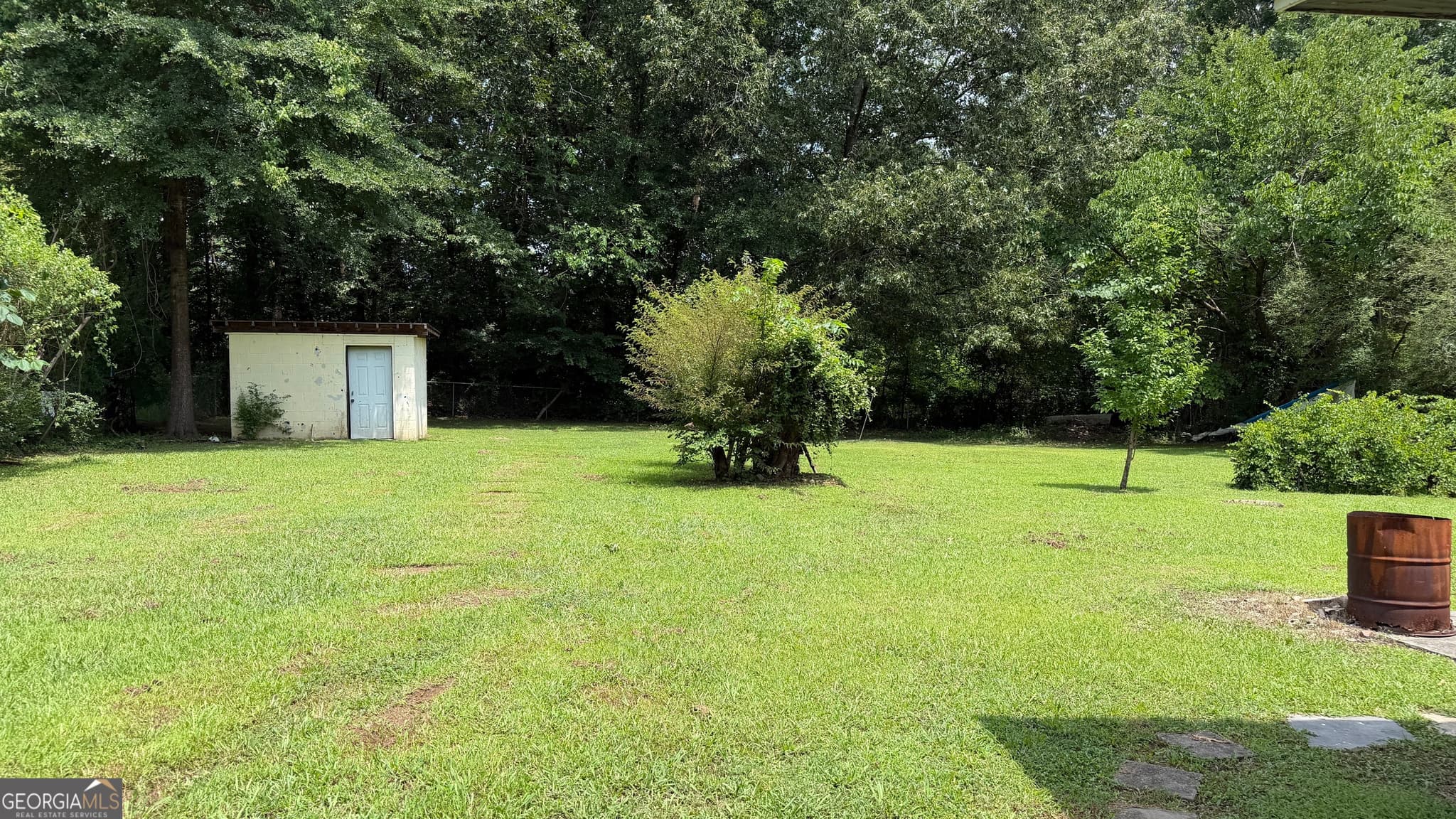 3 bedroom, 2 bathroom, 1,340 sq ft single family residence for sale at 203 Salem Drive, Rome, GA 30165 — photo 3