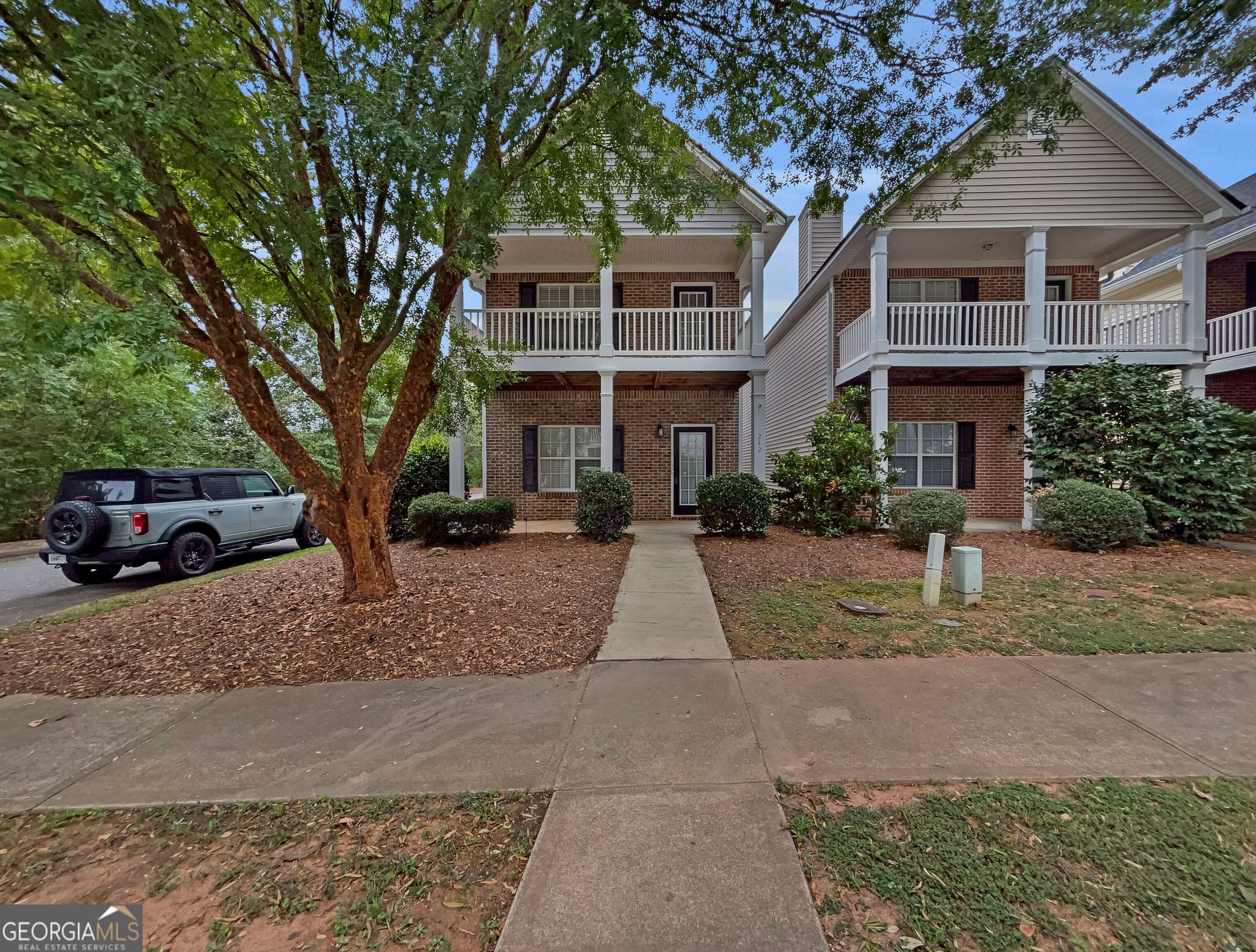 3 bedroom, 2.5 bathroom, 1,980 sq ft single family residence for sale at 242 Wiltshire Drive, Athens, GA 30605 — photo 2