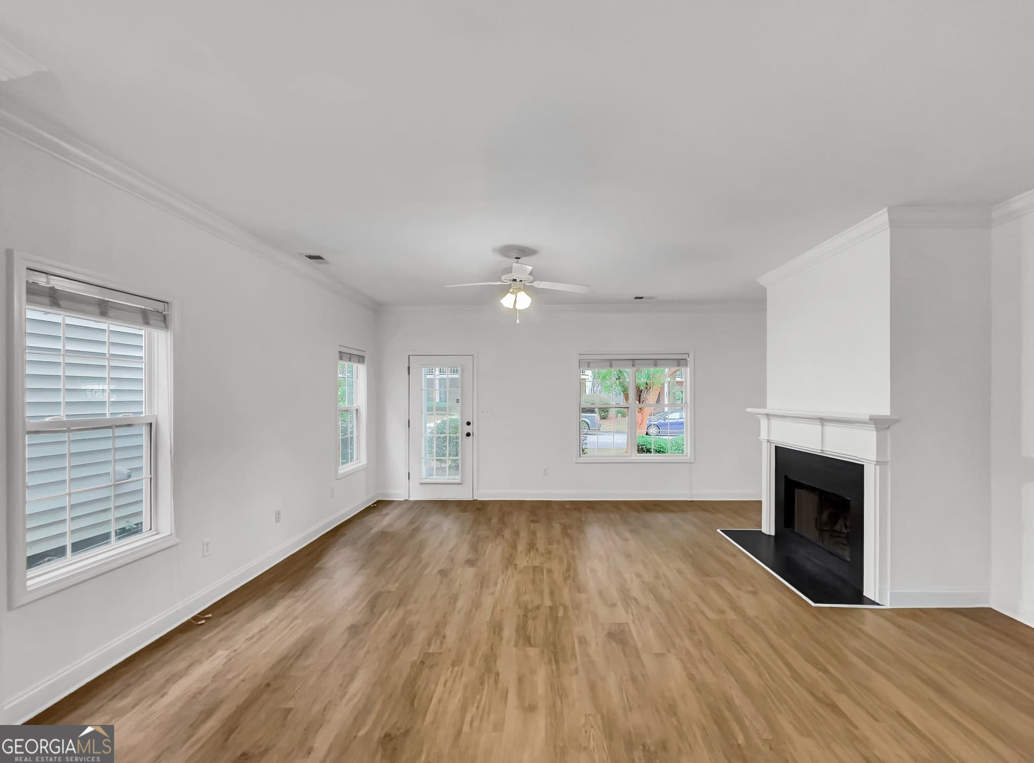 3 bedroom, 2.5 bathroom, 1,980 sq ft single family residence for sale at 242 Wiltshire Drive, Athens, GA 30605 — photo 7