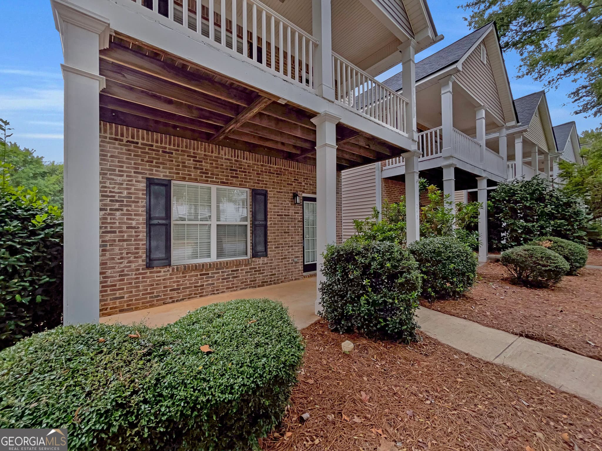 3 bedroom, 2.5 bathroom, 1,980 sq ft single family residence for sale at 242 Wiltshire Drive, Athens, GA 30605 — photo 3