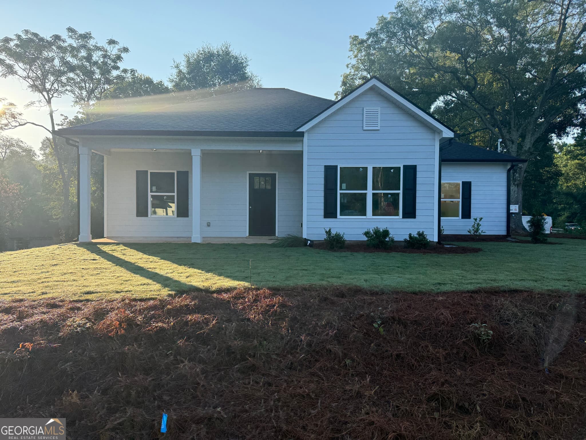 3 bedroom, 2 bathroom, 1,460 sq ft single family residence sold at 2163 W Highway 16, Newnan, GA 30263