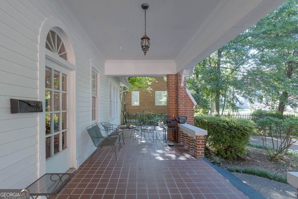 6 bedroom, 4 bathroom, 3,686 sq ft single family residence for sale at 2217 13th Street, Columbus, GA 31906 — photo 3