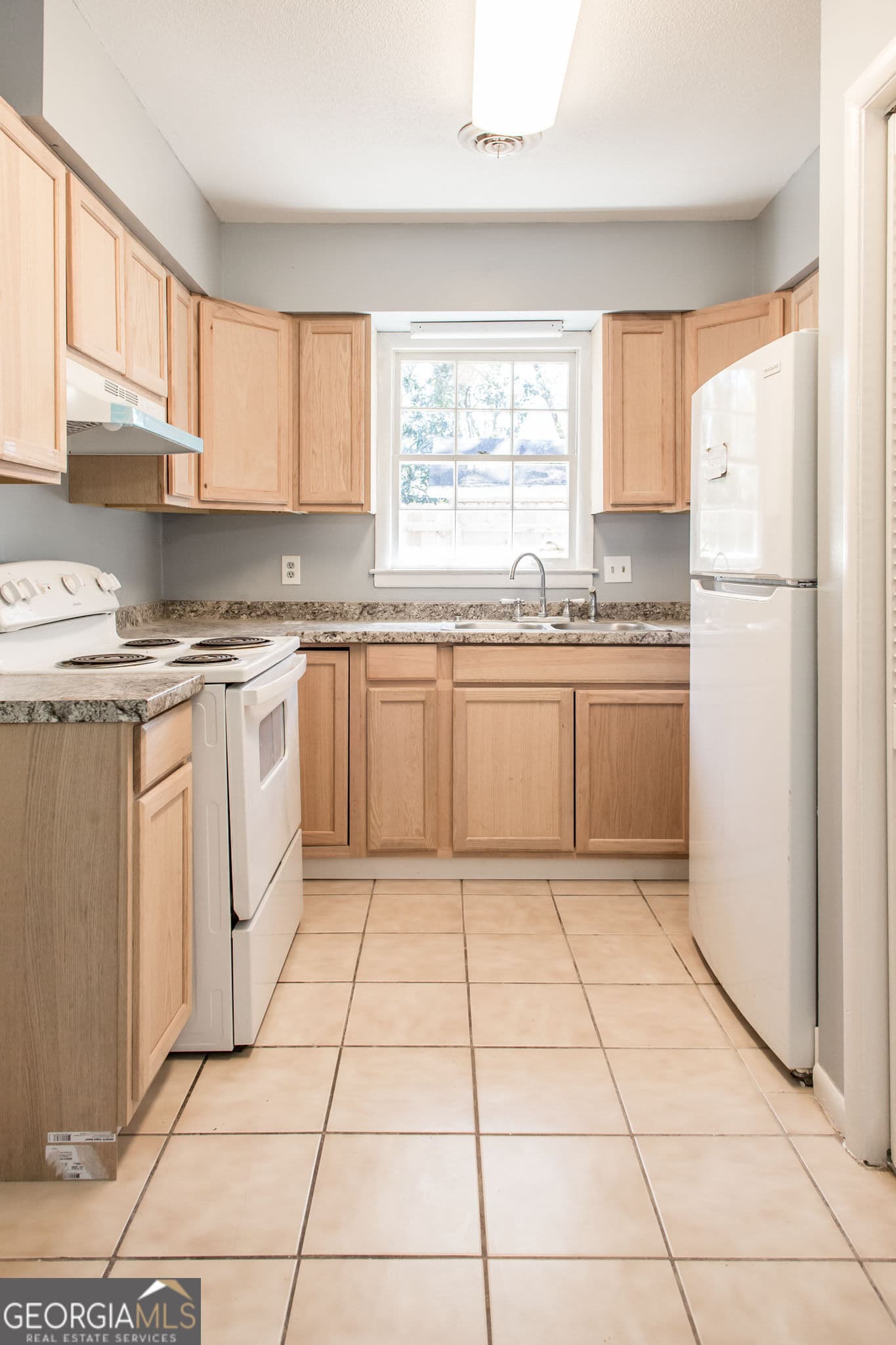 4 bedroom, 1.5 bathroom, 1,225 sq ft single family residence for rent at 110 Kentshire Avenue, Brunswick, GA 31525 for $1,950 a month — photo 6