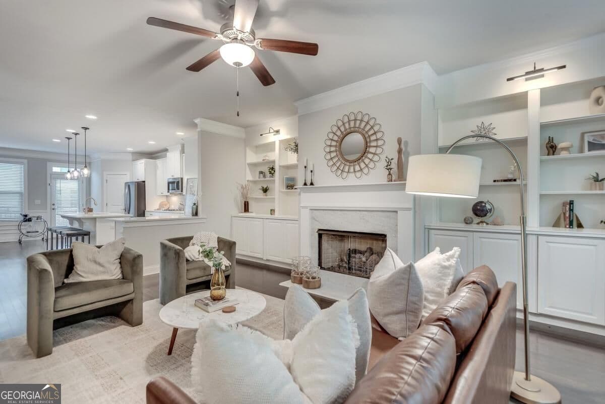 4 bedroom, 3.5 bathroom, 2,421 sq ft townhouse for sale at 4164 Butler Drive, Atlanta, GA 30341 — photo 2