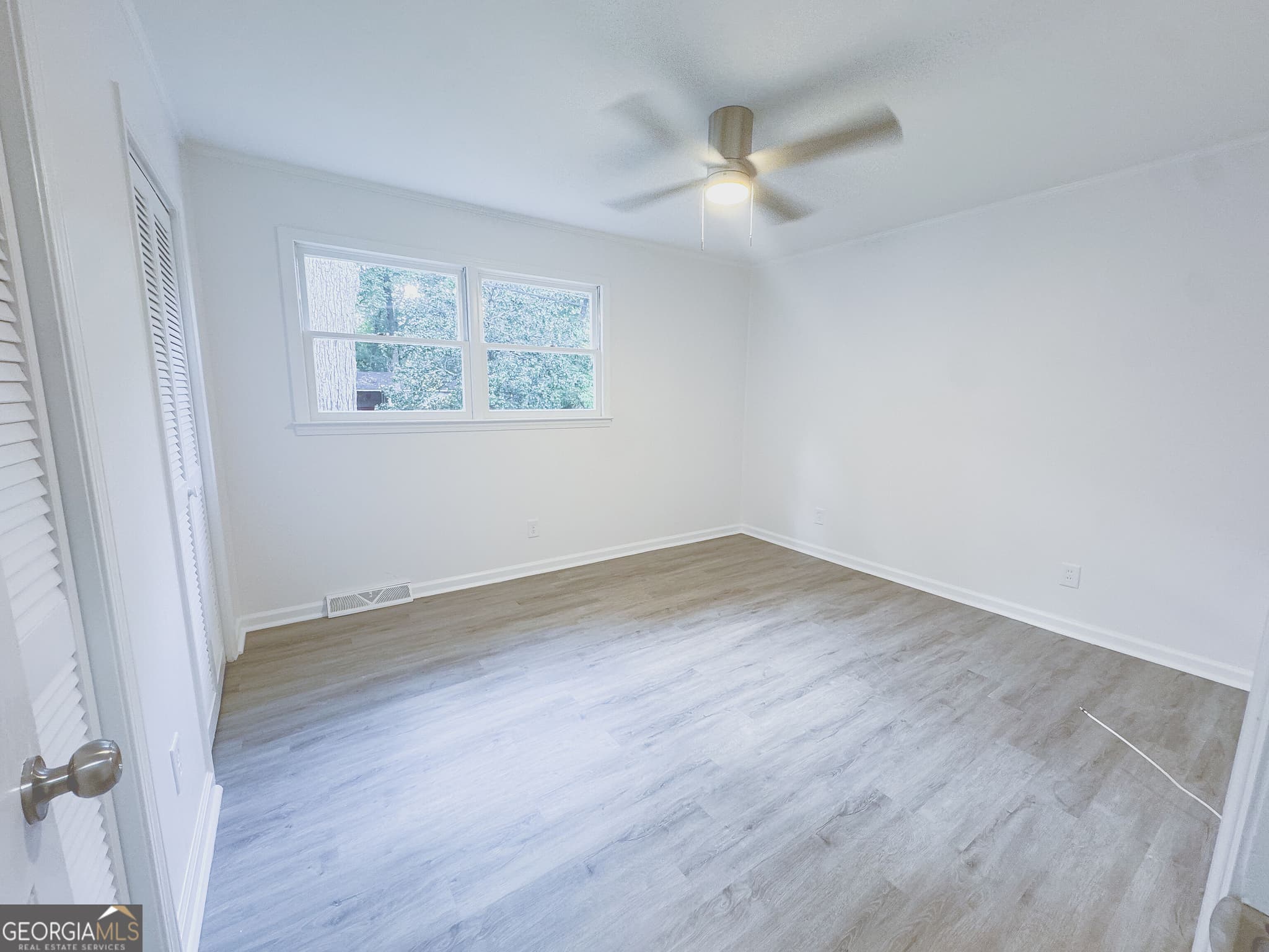 4 bedroom, 2.5 bathroom, 2,284 sq ft single family residence for sale at 49 Cliffbrink Drive, Lindale, GA 30147 — photo 9