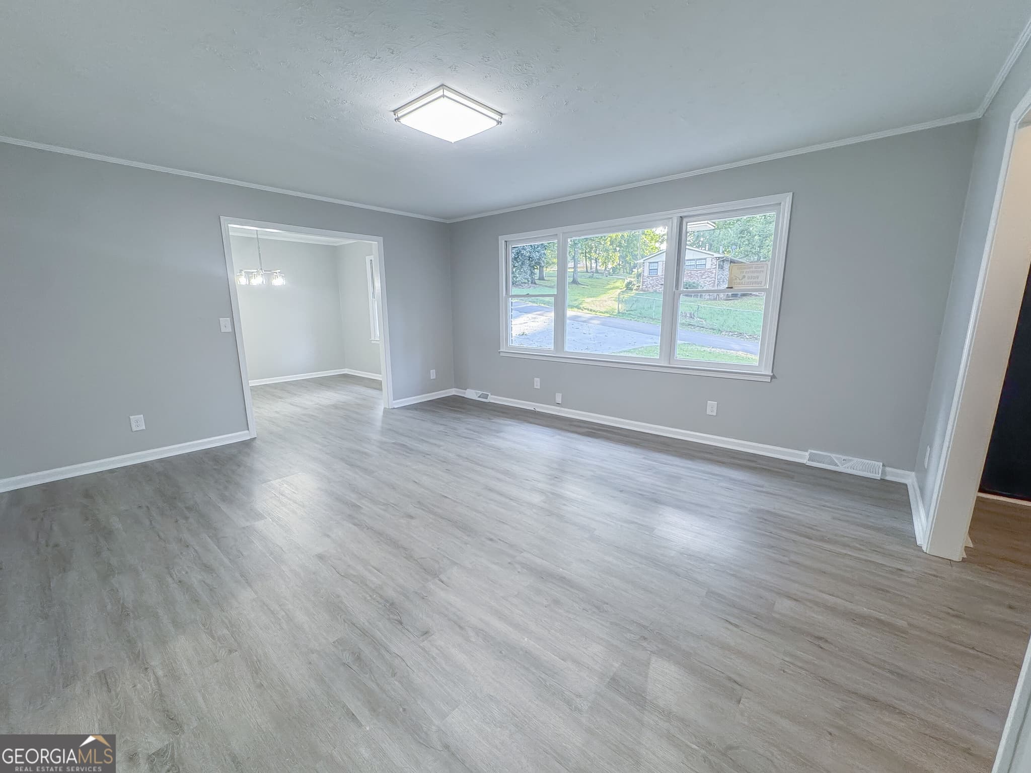 4 bedroom, 2.5 bathroom, 2,284 sq ft single family residence for sale at 49 Cliffbrink Drive, Lindale, GA 30147 — photo 4
