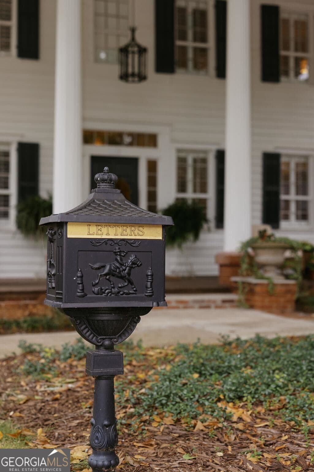 6 bedroom, 4 bathroom, 3,852 sq ft single family residence for sale at 201 N Madison Avenue, Eatonton, GA 31024 — photo 7