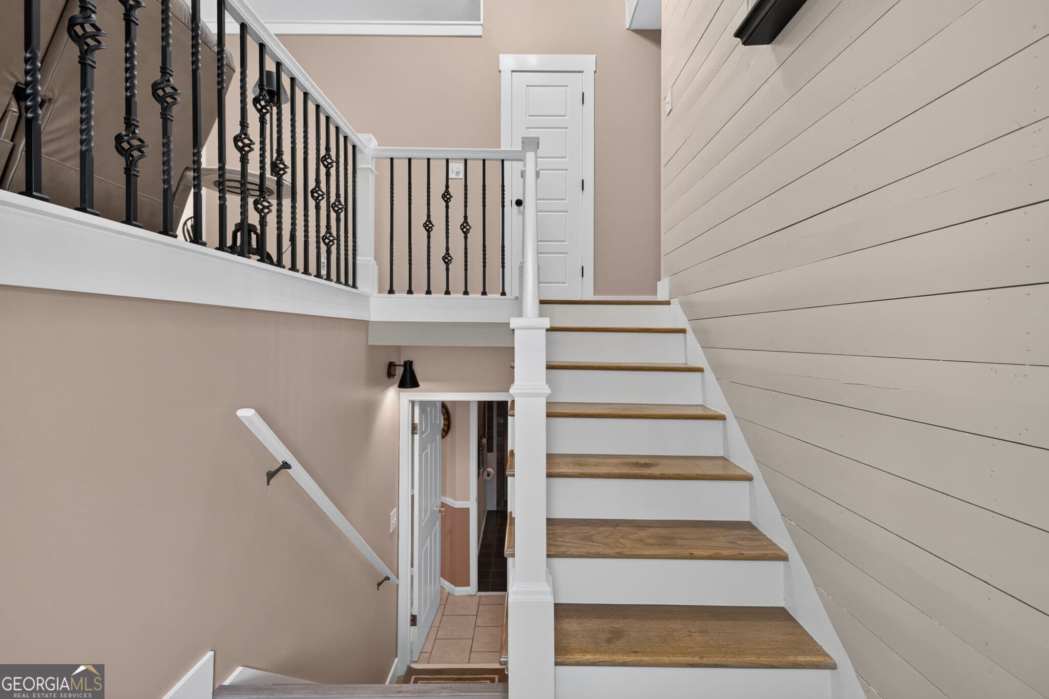 4 bedroom, 3 bathroom, 2,425 sq ft single family residence for sale at 2475 Azalea Drive, Loganville, GA 30052 — photo 3