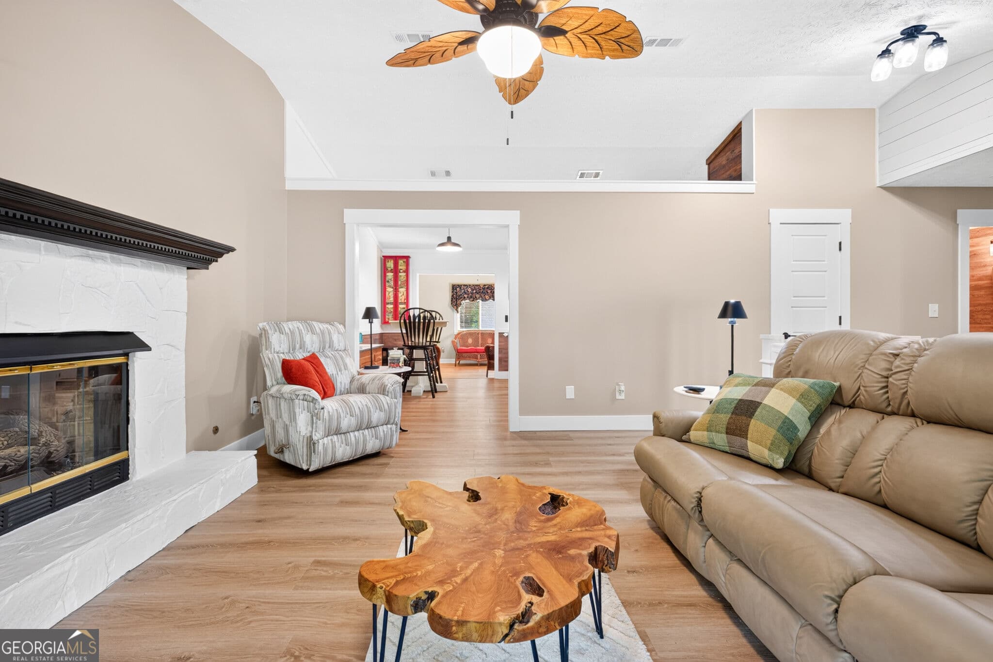 4 bedroom, 3 bathroom, 2,425 sq ft single family residence for sale at 2475 Azalea Drive, Loganville, GA 30052 — photo 9