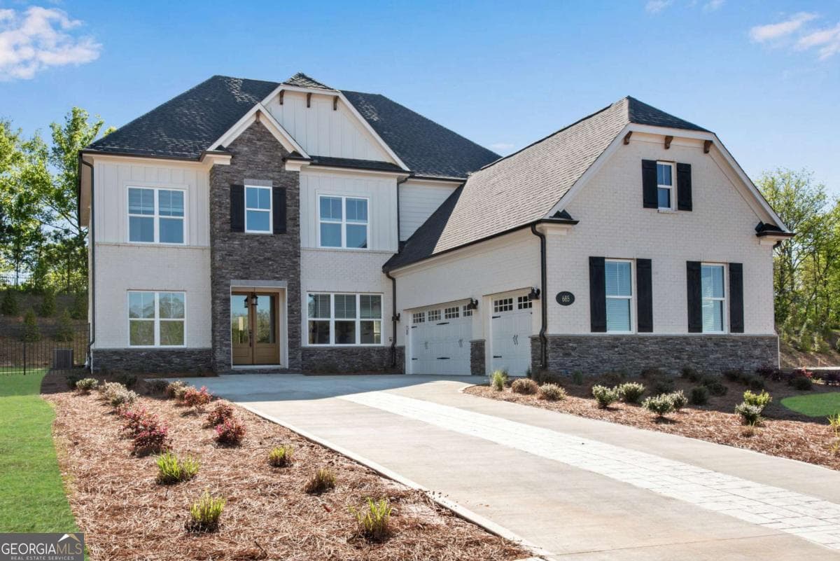5 bedroom, 5.5 bathroom, 4,000 sq ft single family residence for sale at 685 Caney Fork Road, Alpharetta, GA 30005 — photo 3