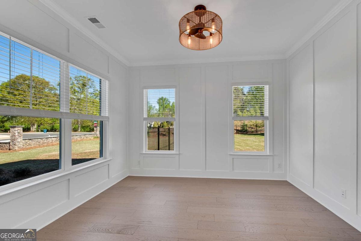5 bedroom, 5.5 bathroom, 4,000 sq ft single family residence for sale at 685 Caney Fork Road, Alpharetta, GA 30005 — photo 8