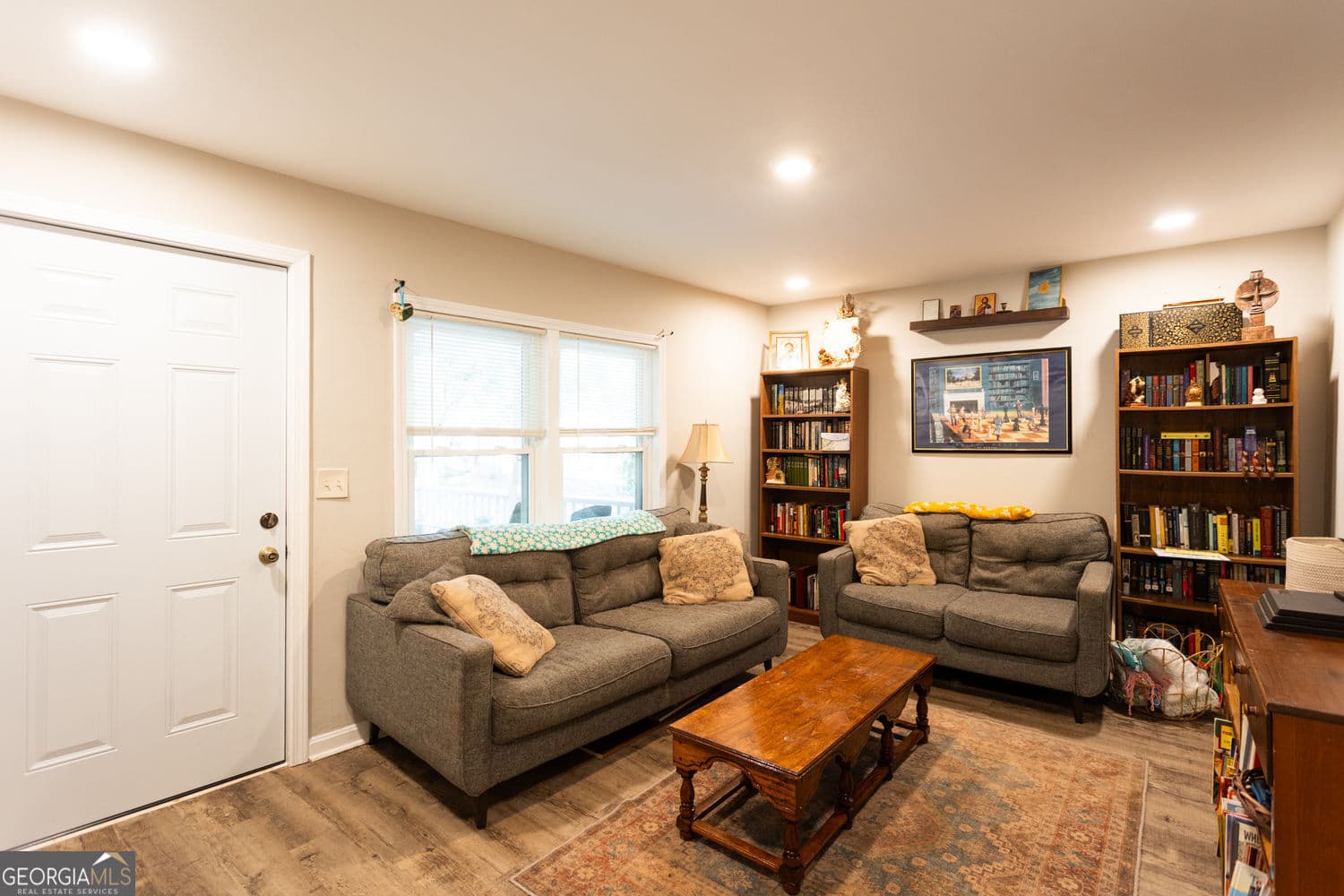 3 bedroom, 2 bathroom, 1,100 sq ft single family residence for sale at 521 Green Street, Monroe, GA 30655 — photo 6