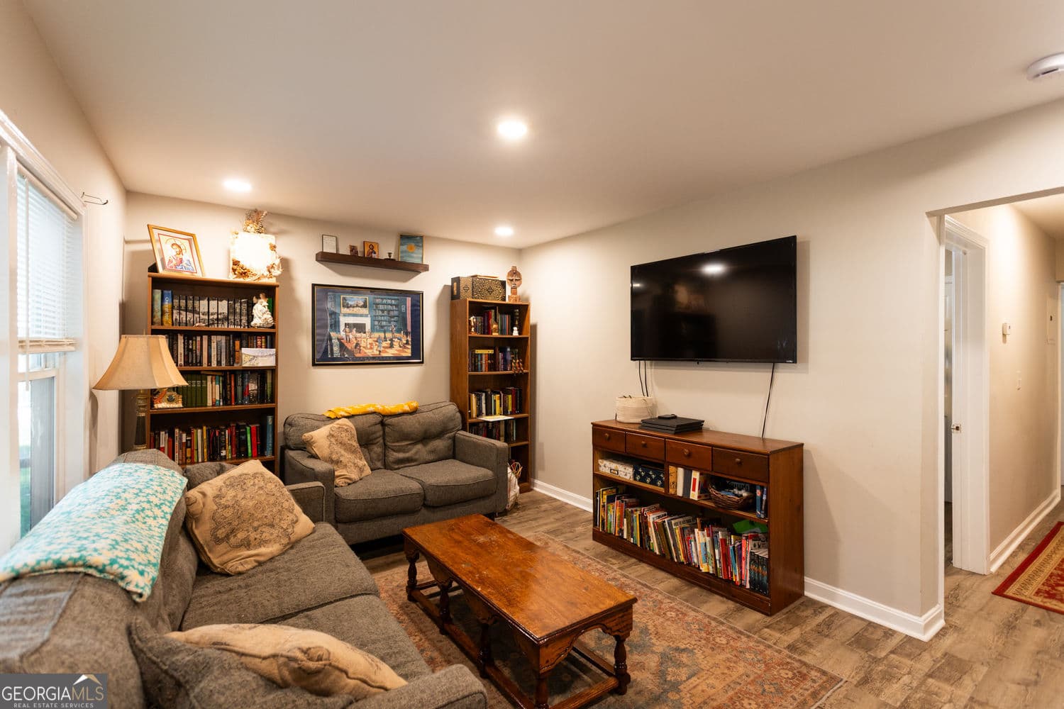 3 bedroom, 2 bathroom, 1,100 sq ft single family residence for sale at 521 Green Street, Monroe, GA 30655 — photo 7