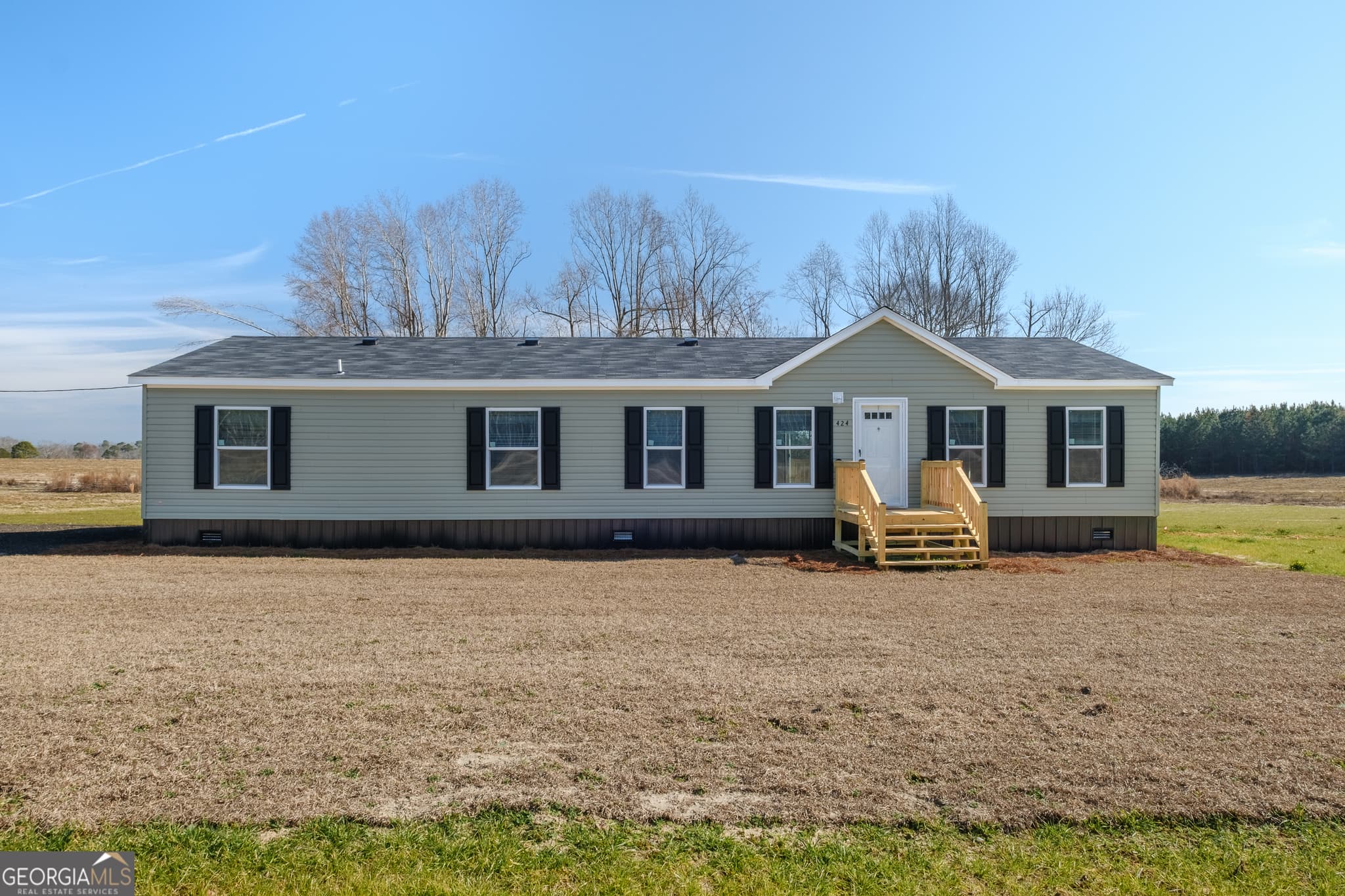 3 bedroom, 2.5 bathroom, 1,664 sq ft manufactured home,single family residence sold at 424 LB Hall Road, Garfield, GA 30425