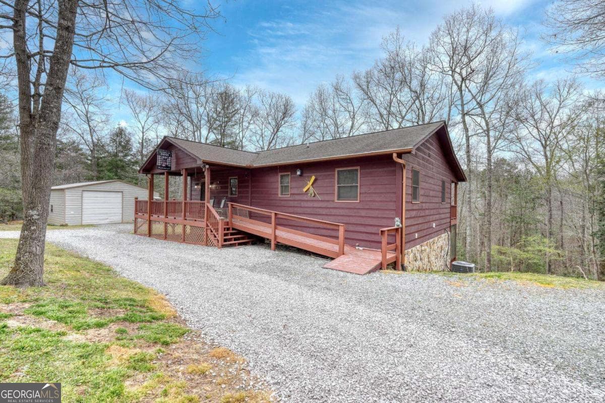 3 bedroom, 3 bathroom cabin,single family residence for sale at 694 Hilltop Road, Murphy, NC 28906 — photo 2