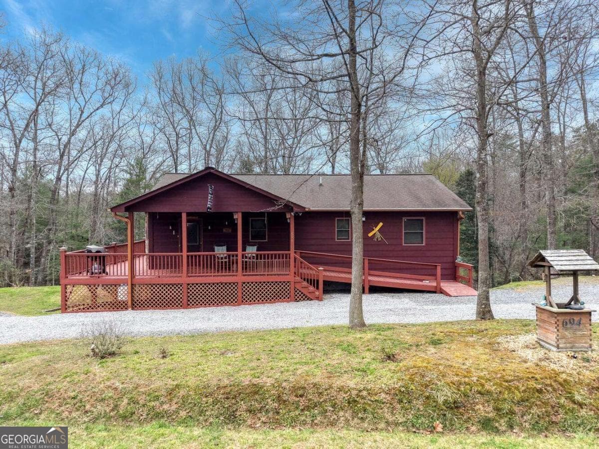 3 bedroom, 3 bathroom cabin,single family residence for sale at 694 Hilltop Road, Murphy, NC 28906 — photo 3