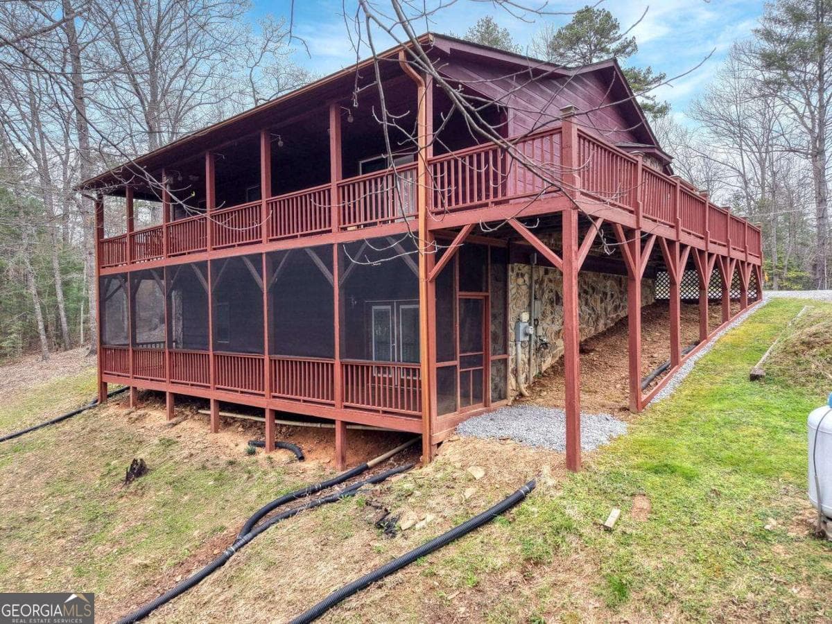 3 bedroom, 3 bathroom cabin,single family residence for sale at 694 Hilltop Road, Murphy, NC 28906 — photo 5