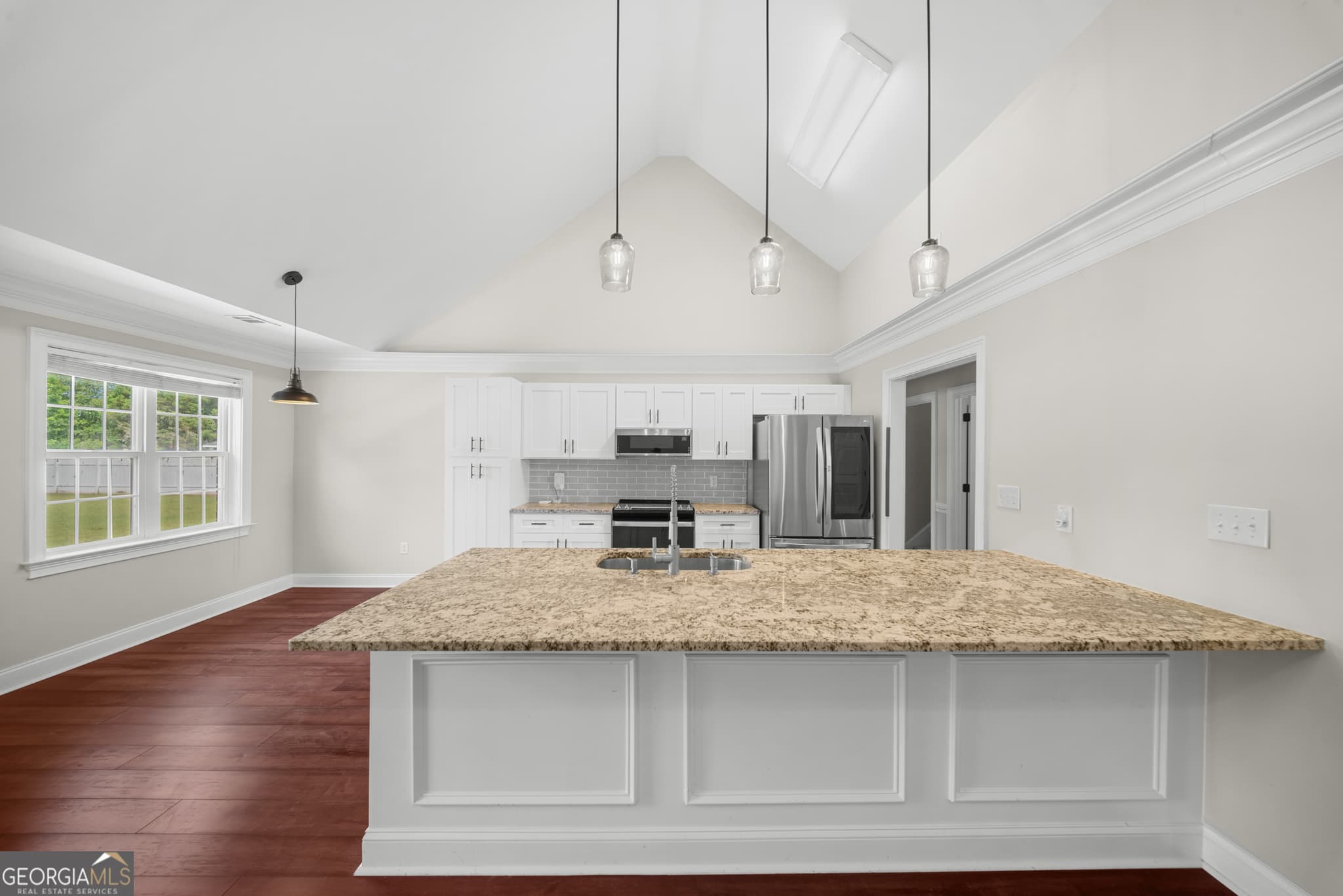 5 bedroom, 3.5 bathroom, 2,539 sq ft single family residence for sale at 304 Flat Bush Drive, Guyton, GA 31312 — photo 10