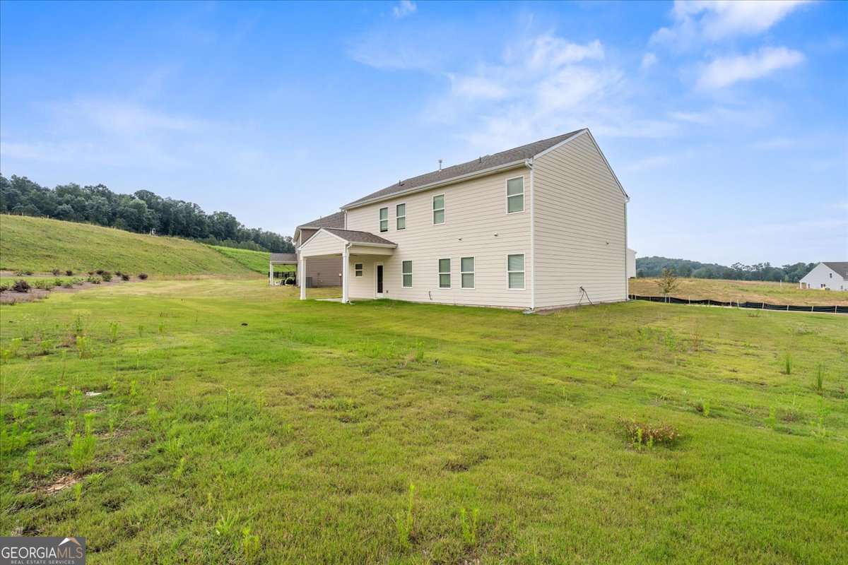 5 bedroom, 3.5 bathroom single family residence for sale at 100 Wildflower Circle, Calhoun, GA 30701 — photo 5