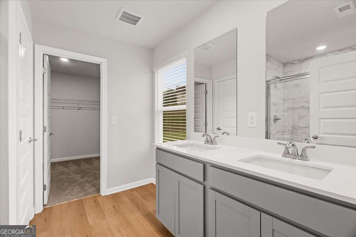 5 bedroom, 3.5 bathroom single family residence for sale at 100 Wildflower Circle, Calhoun, GA 30701 — photo 10
