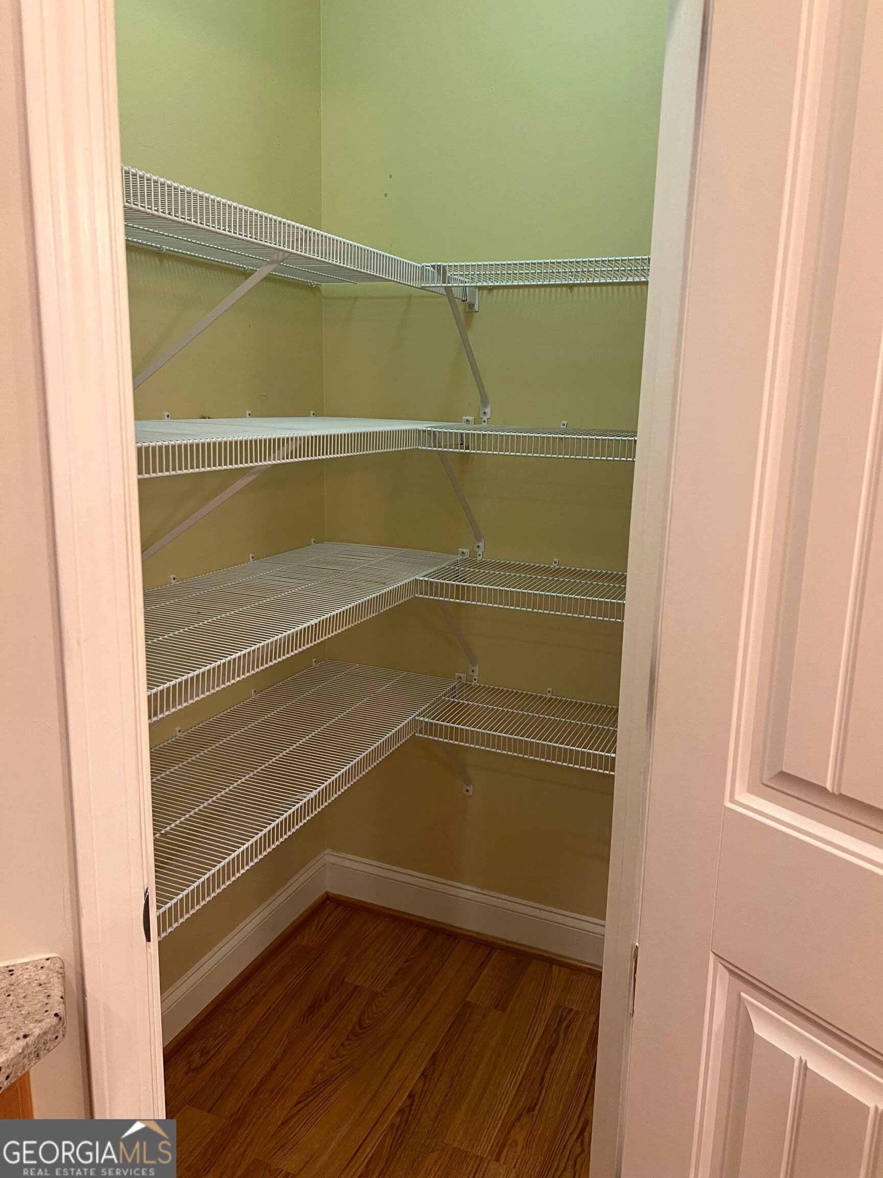 3 bedroom, 3 bathroom, 2,222 sq ft single family residence for rent at 7505 Whitmire Road, Cumming, GA 30028 for $2,800 a month — photo 6