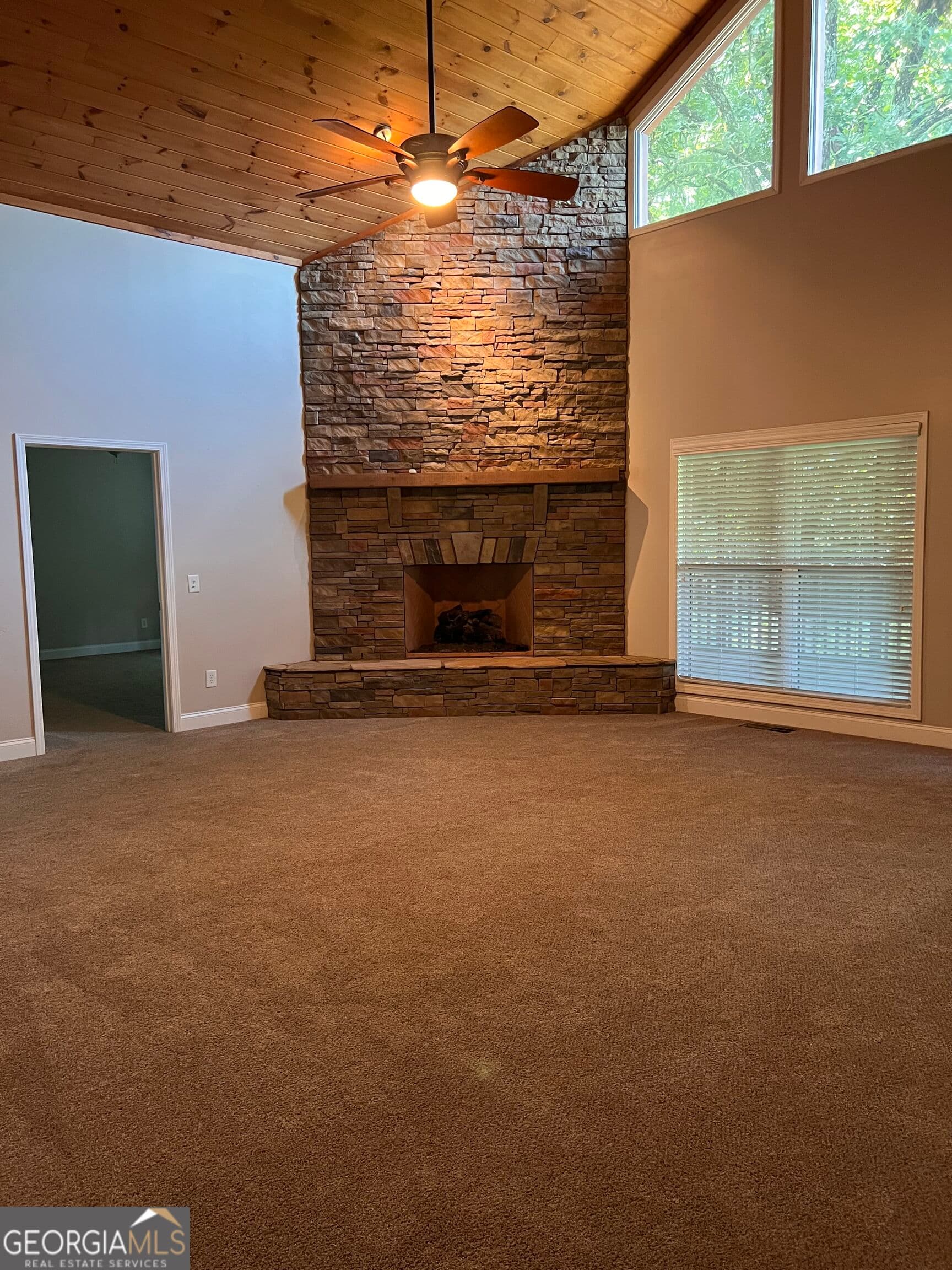 3 bedroom, 3 bathroom, 2,222 sq ft single family residence for rent at 7505 Whitmire Road, Cumming, GA 30028 for $2,800 a month — photo 10