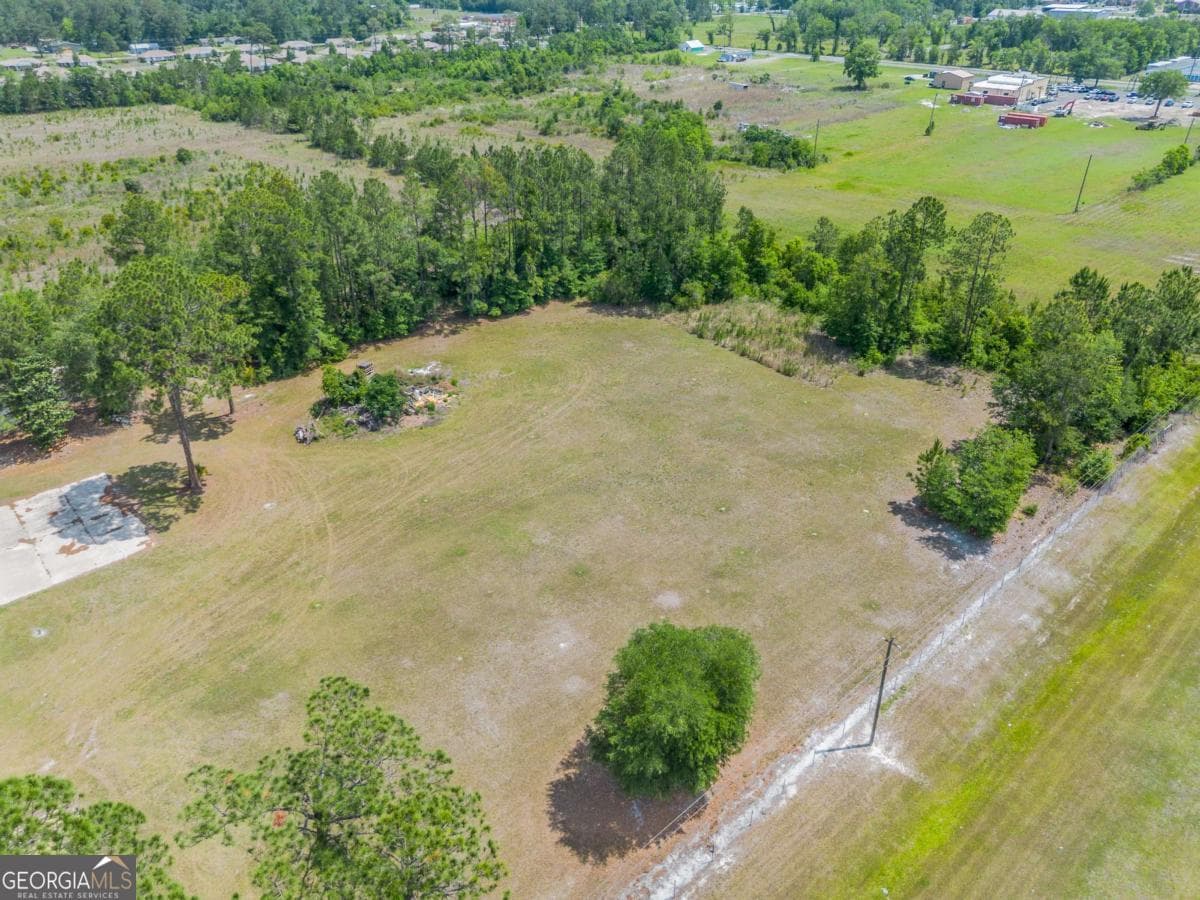 commercial for sale at 128 University Boulevard, Waycross, GA 31503 — photo 9