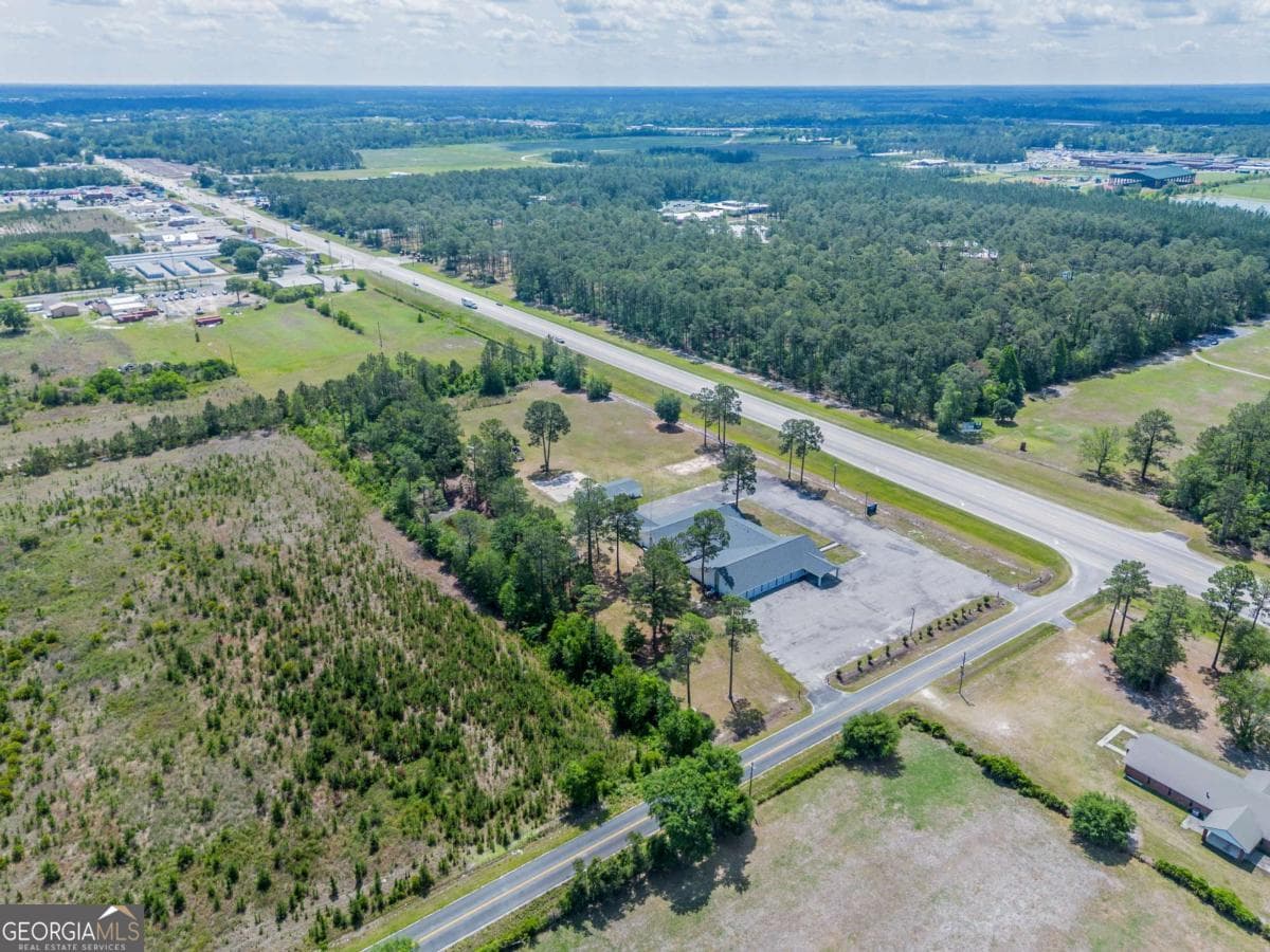 commercial for sale at 128 University Boulevard, Waycross, GA 31503 — photo 10