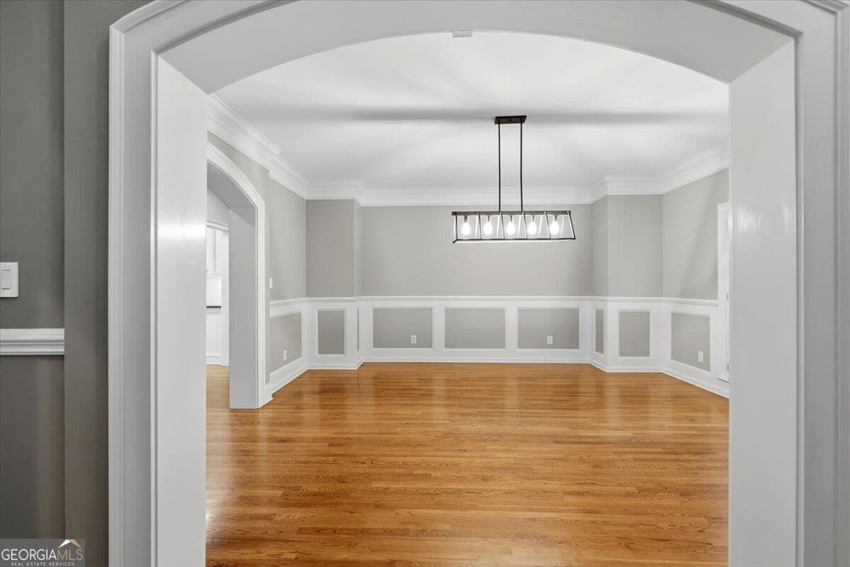 4 bedroom, 3.5 bathroom, 3,444 sq ft single family residence for sale at 120 Westchester Drive, Macon, GA 31210 — photo 7