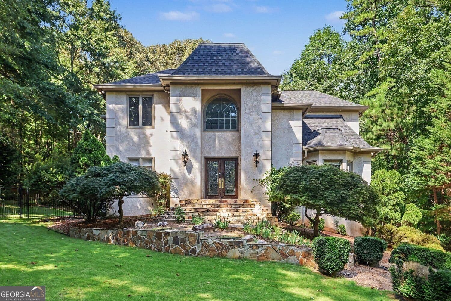 6 bedroom, 3.5 bathroom, 4,402 sq ft single family residence for sale at 115 Stonington Drive, Peachtree City, GA 30269 — photo 2