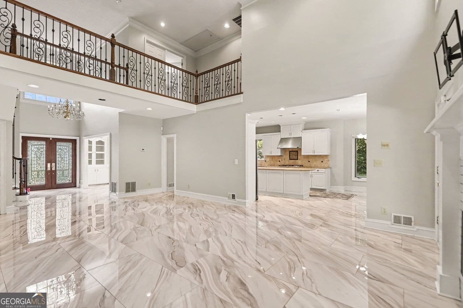 6 bedroom, 3.5 bathroom, 4,402 sq ft single family residence for sale at 115 Stonington Drive, Peachtree City, GA 30269 — photo 6
