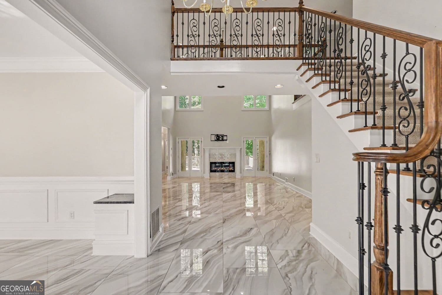 6 bedroom, 3.5 bathroom, 4,402 sq ft single family residence for sale at 115 Stonington Drive, Peachtree City, GA 30269 — photo 3