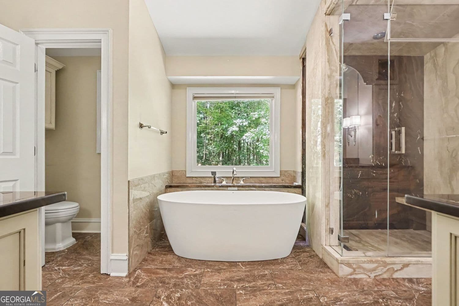 6 bedroom, 3.5 bathroom, 4,402 sq ft single family residence for sale at 115 Stonington Drive, Peachtree City, GA 30269 — photo 9