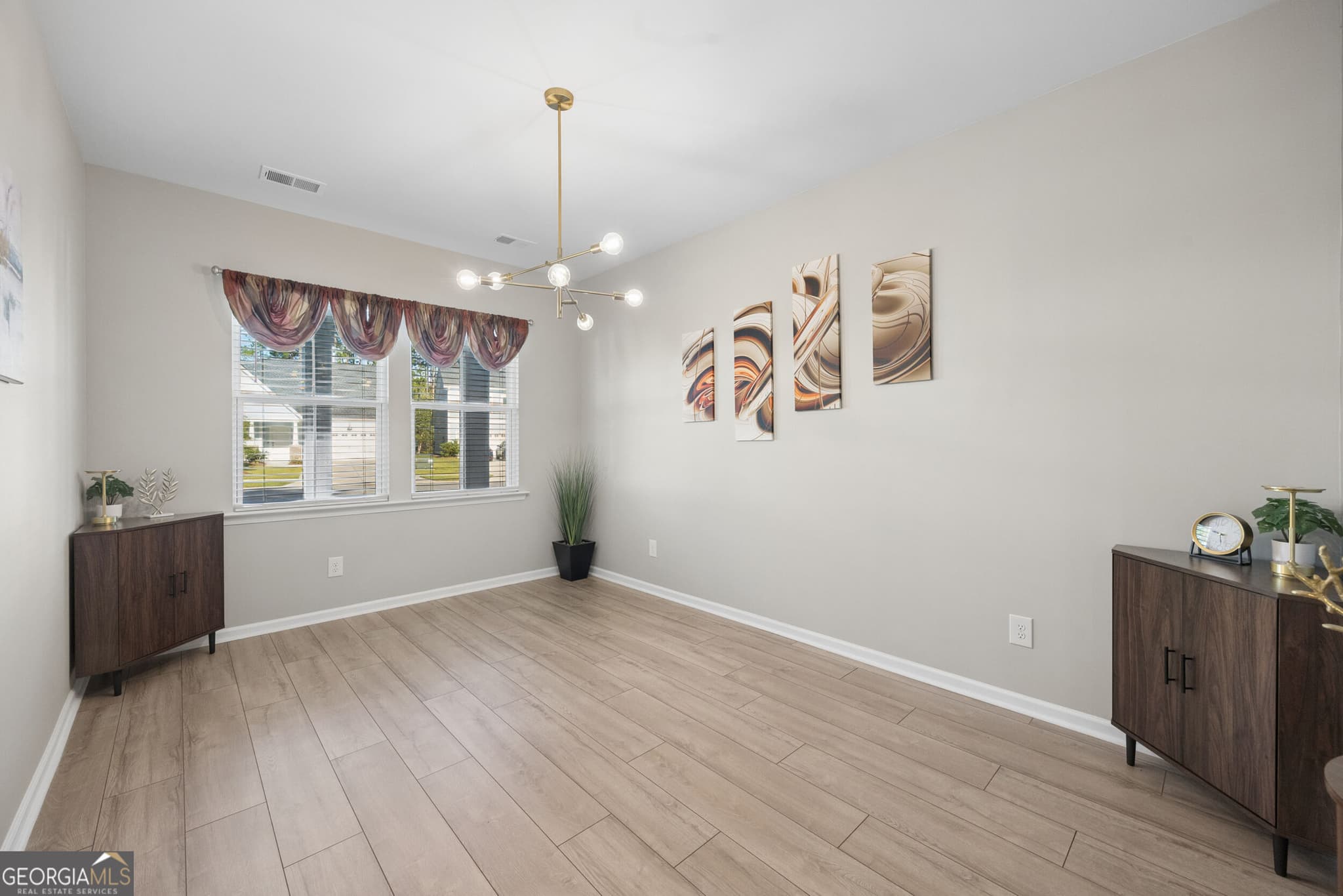 4 bedroom, 2.5 bathroom, 2,464 sq ft single family residence for sale at 148 Binscombe Lane, Pooler, GA 31322 — photo 5