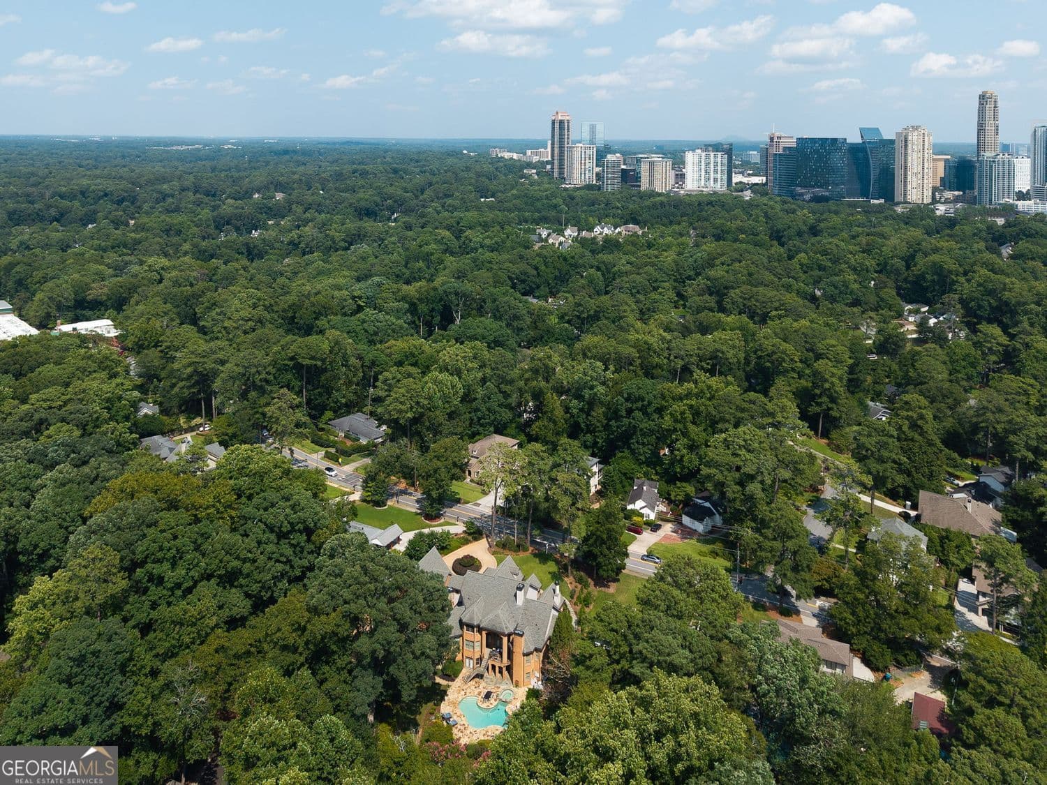6 bedroom, 6.5 bathroom, 8,695 sq ft single family residence for sale at 280 Old Ivy Road, Atlanta, GA 30342 — photo 5