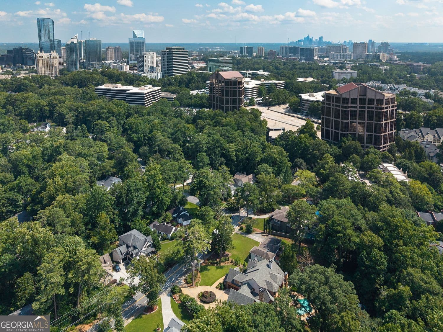 6 bedroom, 6.5 bathroom, 8,695 sq ft single family residence for sale at 280 Old Ivy Road, Atlanta, GA 30342 — photo 4