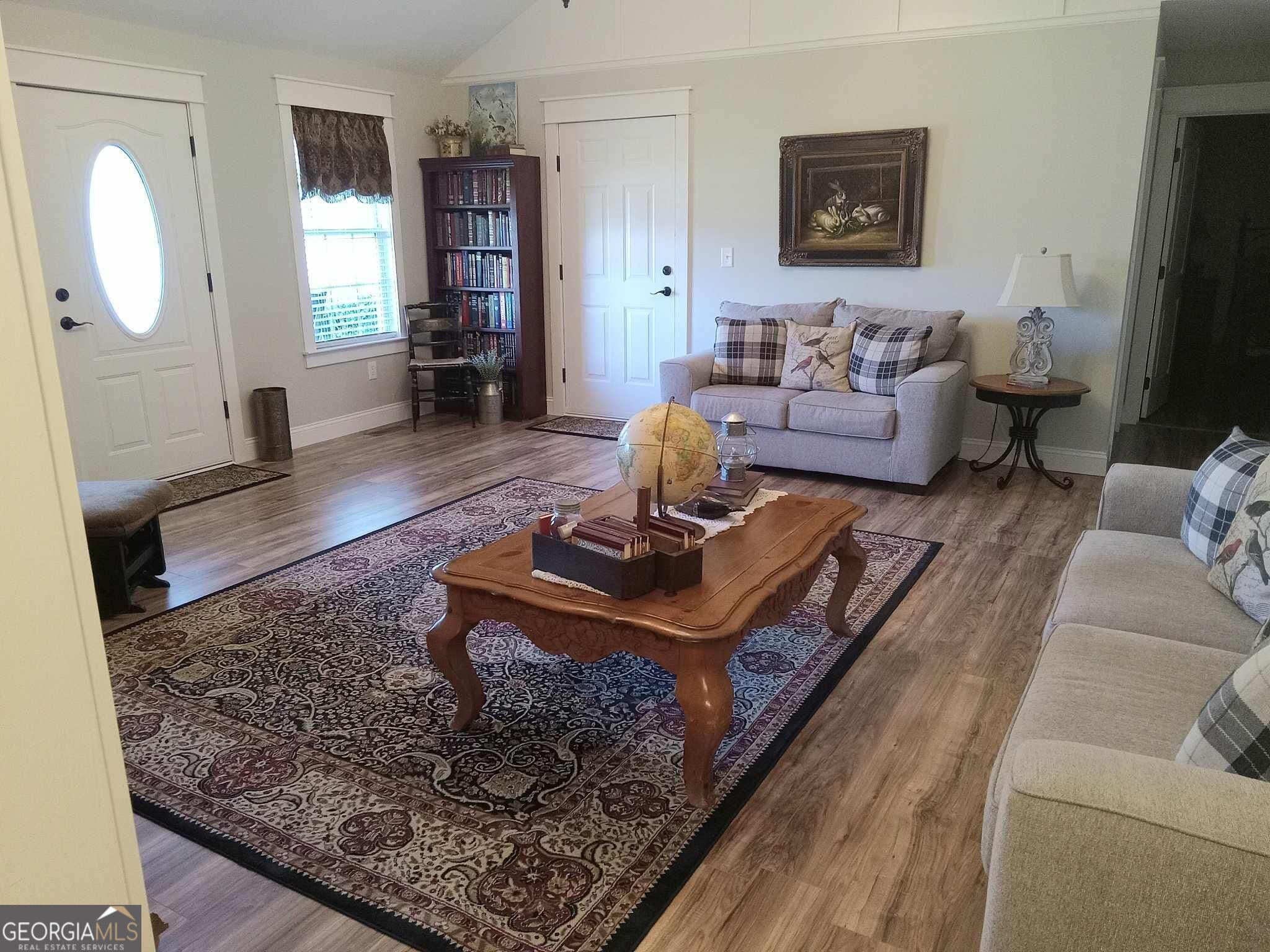 3 bedroom, 2 bathroom, 1,511 sq ft single family residence for sale at 455 Bell Loop, Chatsworth, GA 30705 — photo 5