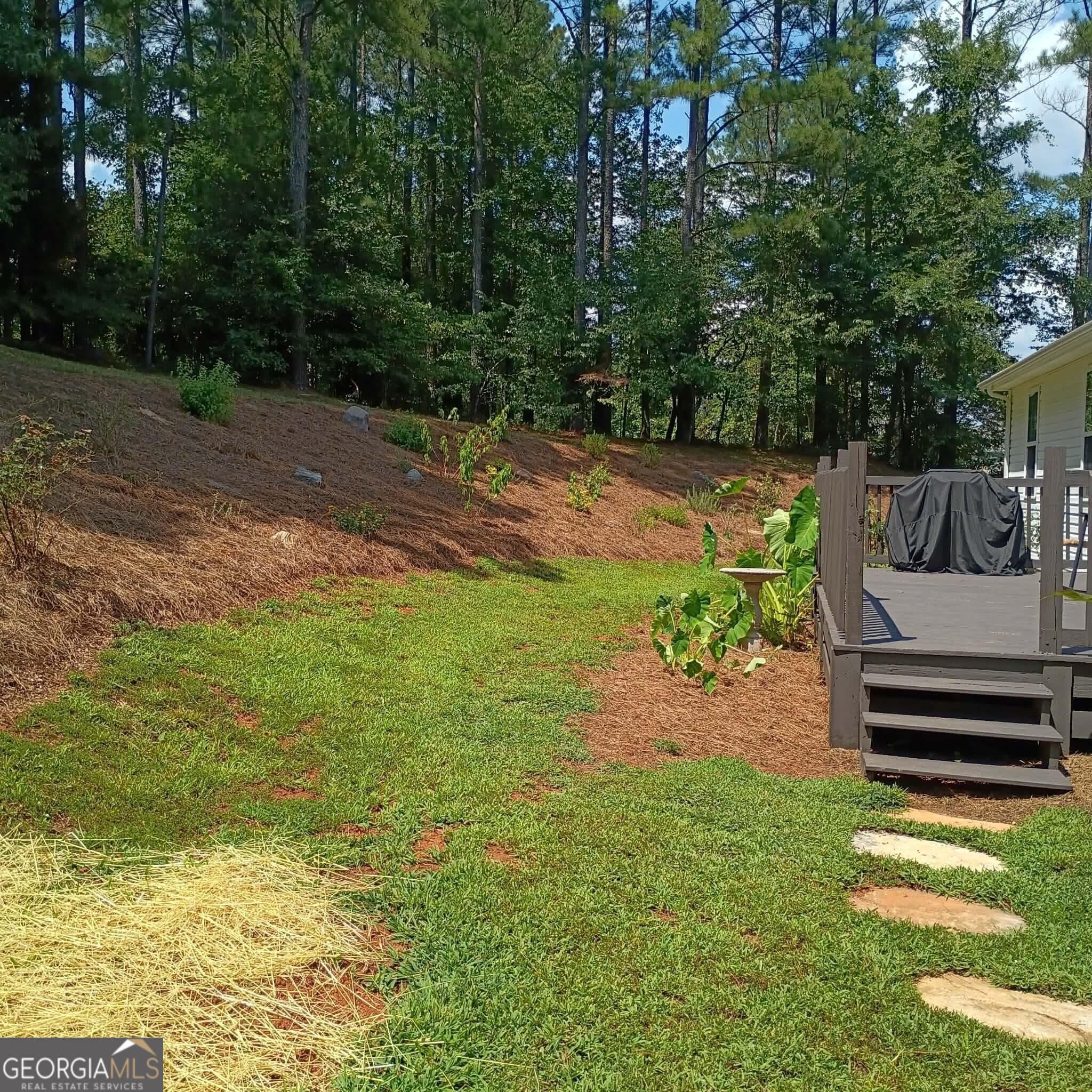 3 bedroom, 2 bathroom, 1,511 sq ft single family residence for sale at 455 Bell Loop, Chatsworth, GA 30705 — photo 4