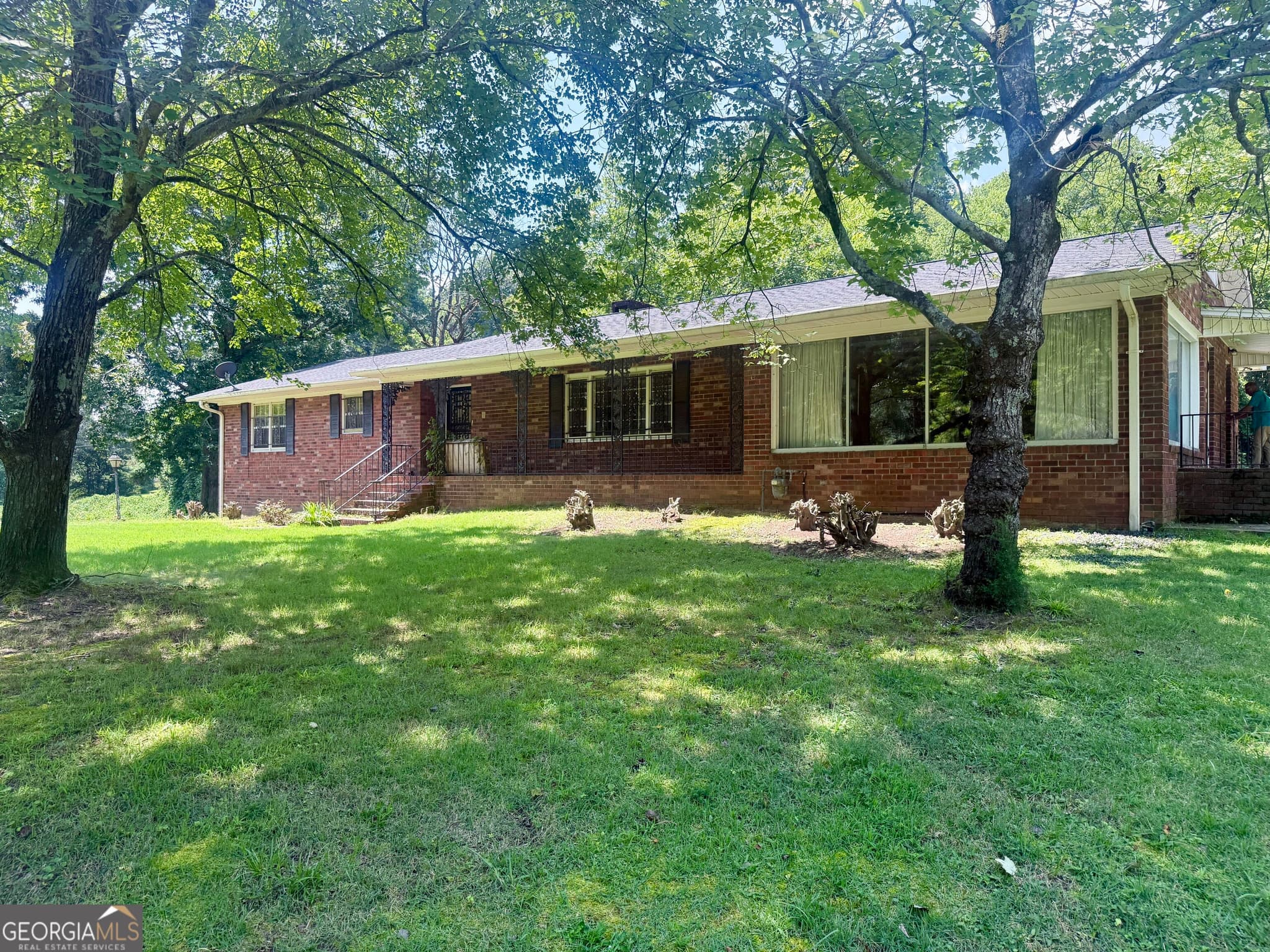 6 bedroom, 4.5 bathroom, 5,040 sq ft single family residence for sale at 139 Melrose Lane, Summerville, GA 30747