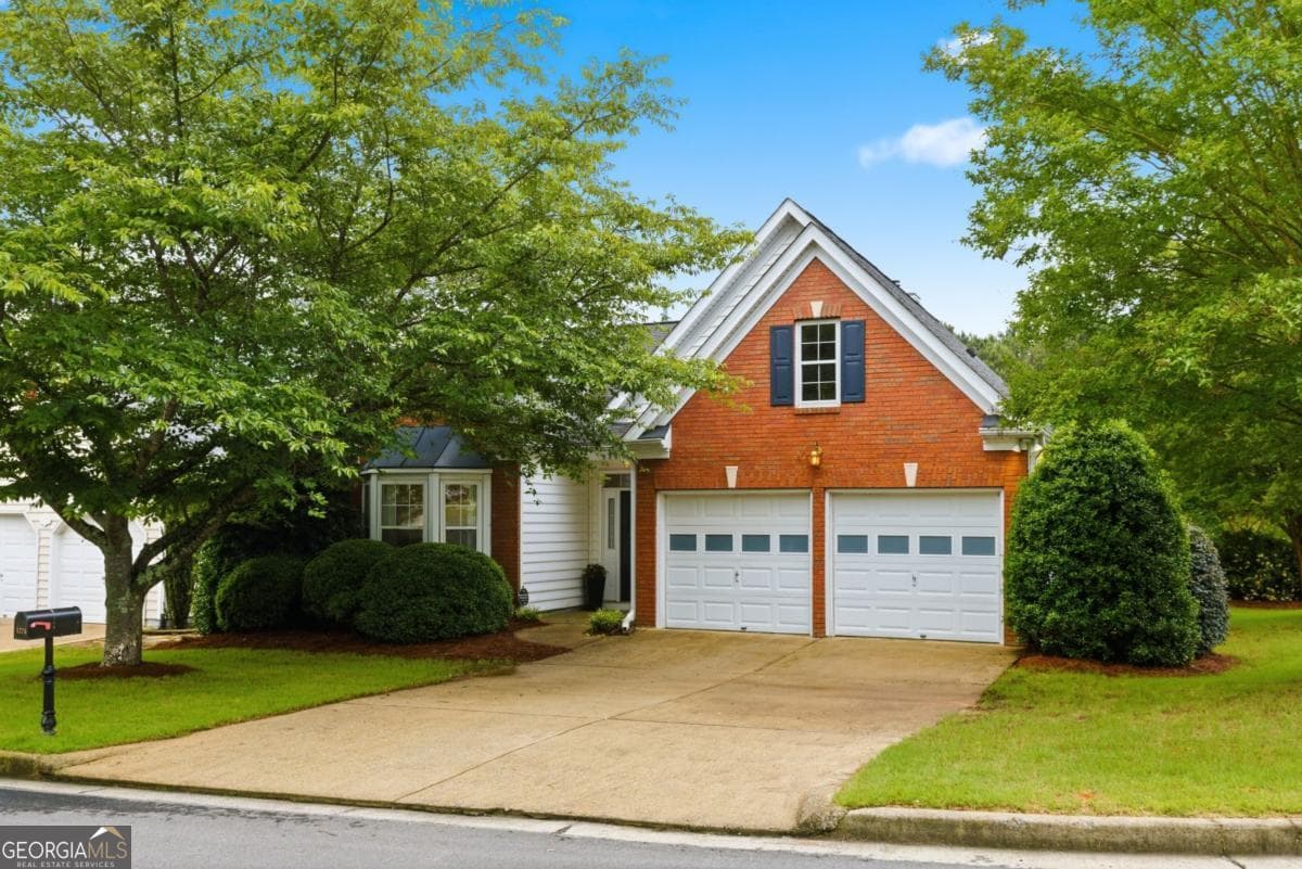 3 bedroom, 2 bathroom, 1,588 sq ft single family residence sold at 3275 Sonata Lane, Alpharetta, GA 30004