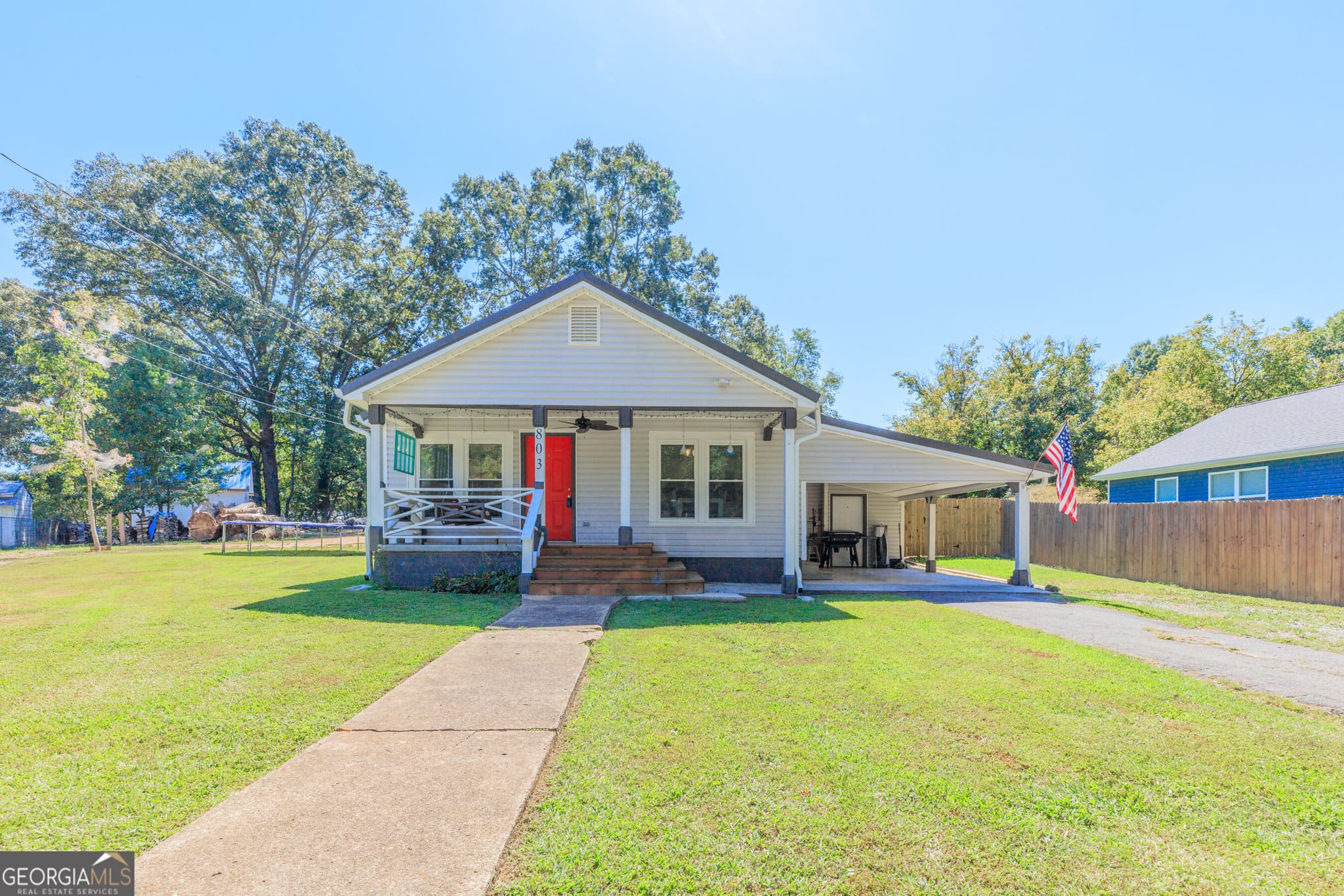 3 bedroom, 2 bathroom, 1,088 sq ft single family residence under contract at 803 Magnolia Street, Lafayette, GA 30728 — photo 2